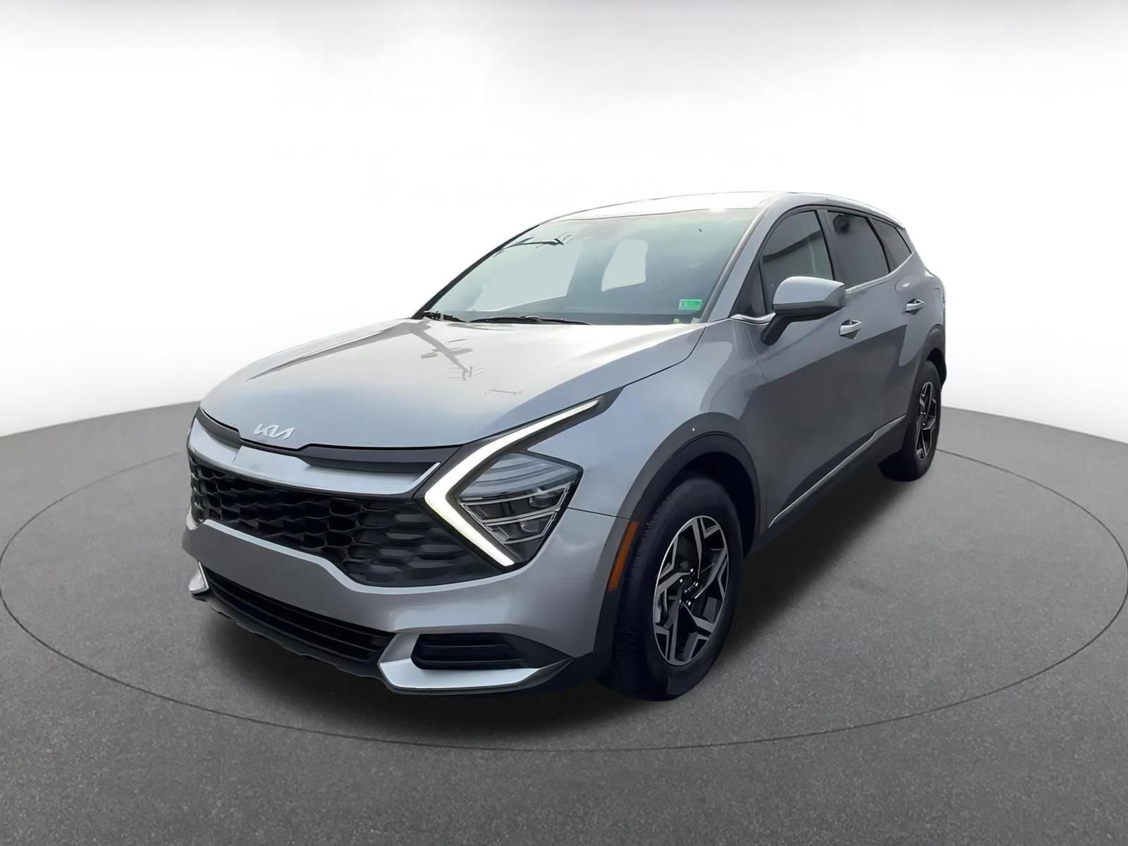 2024 Kia Sportage LX 8