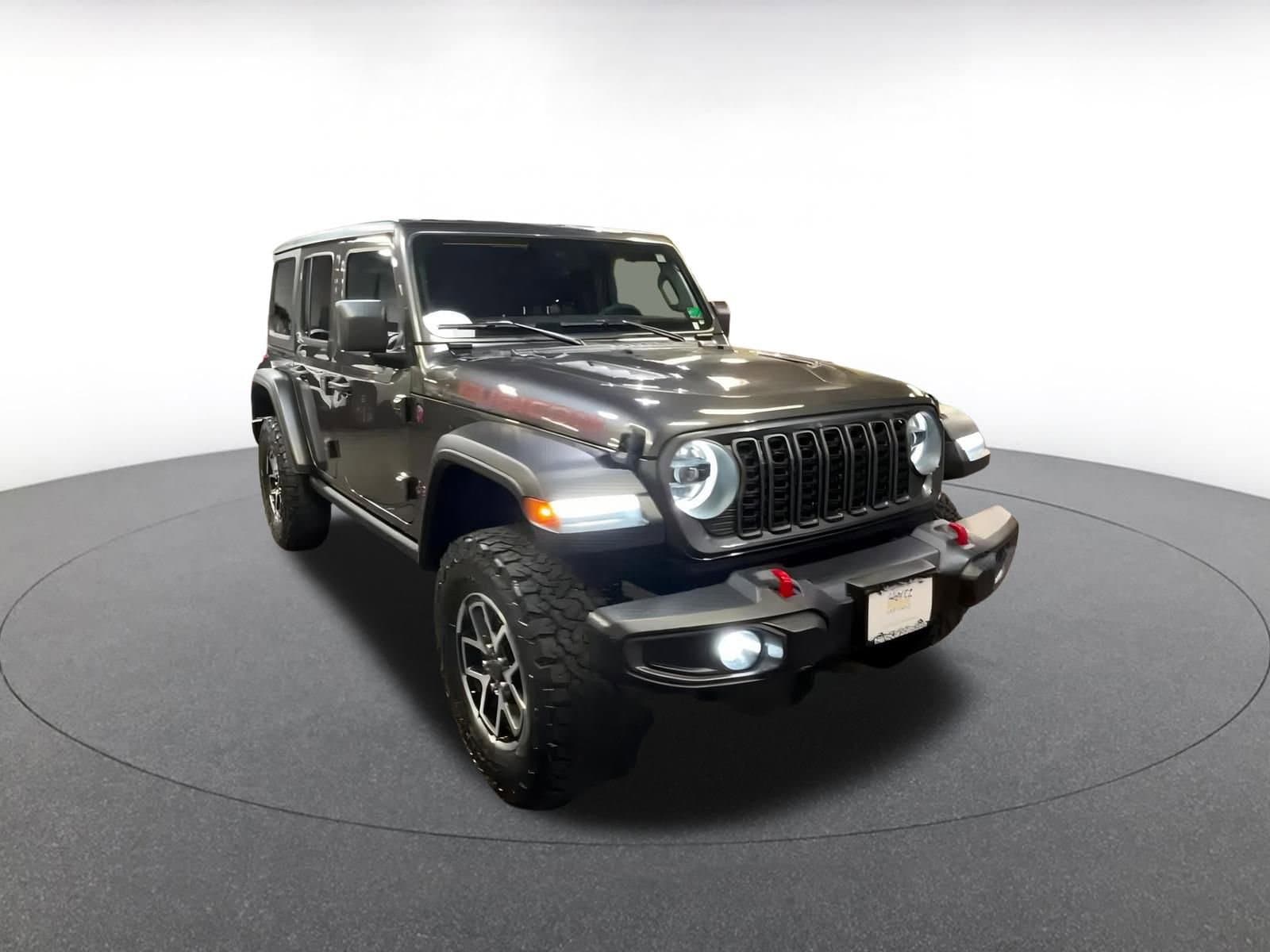 Thumbnail: 2025 Jeep Wrangler - 3