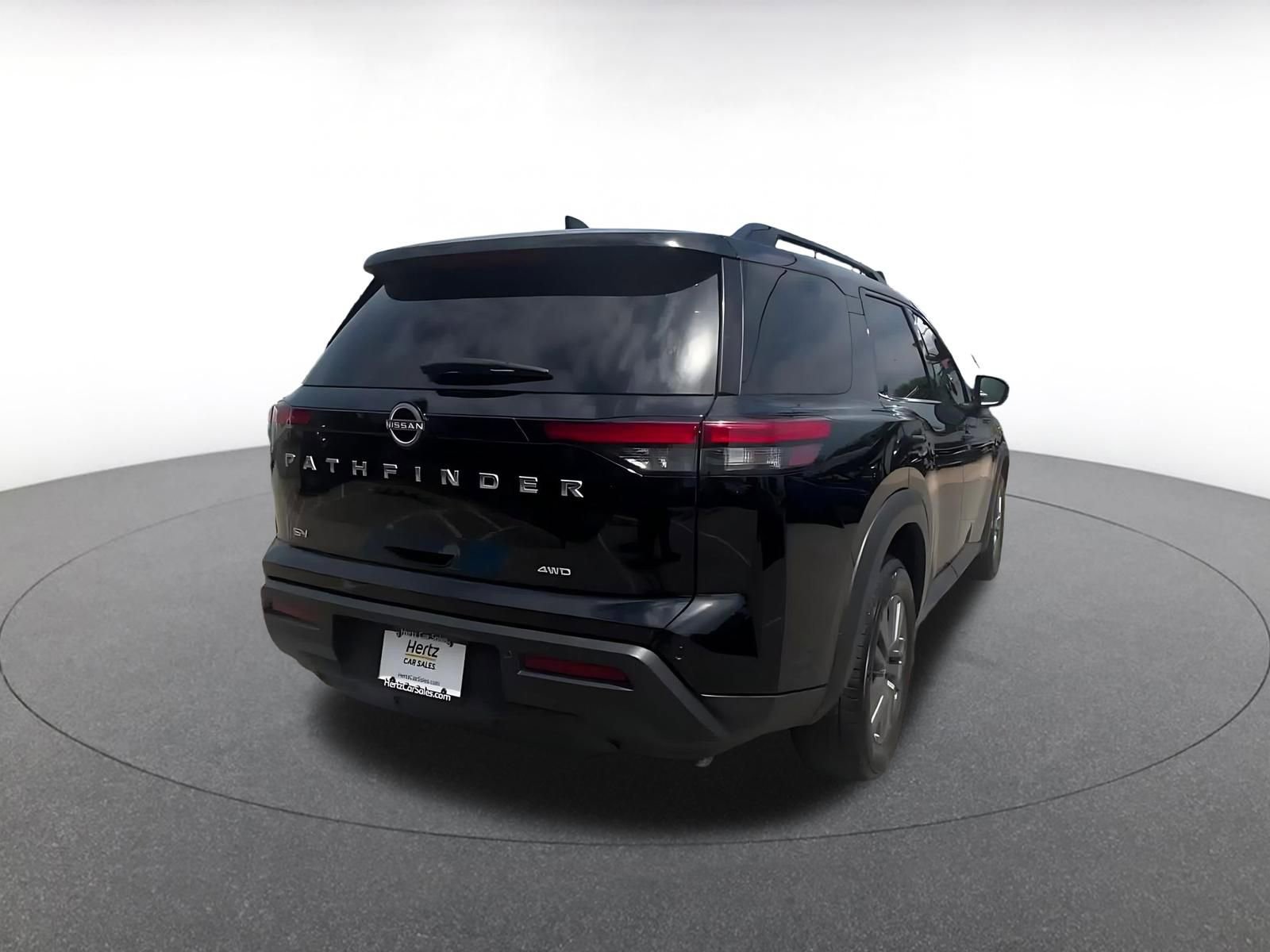 Thumbnail: 2025 Nissan Pathfinder - 14