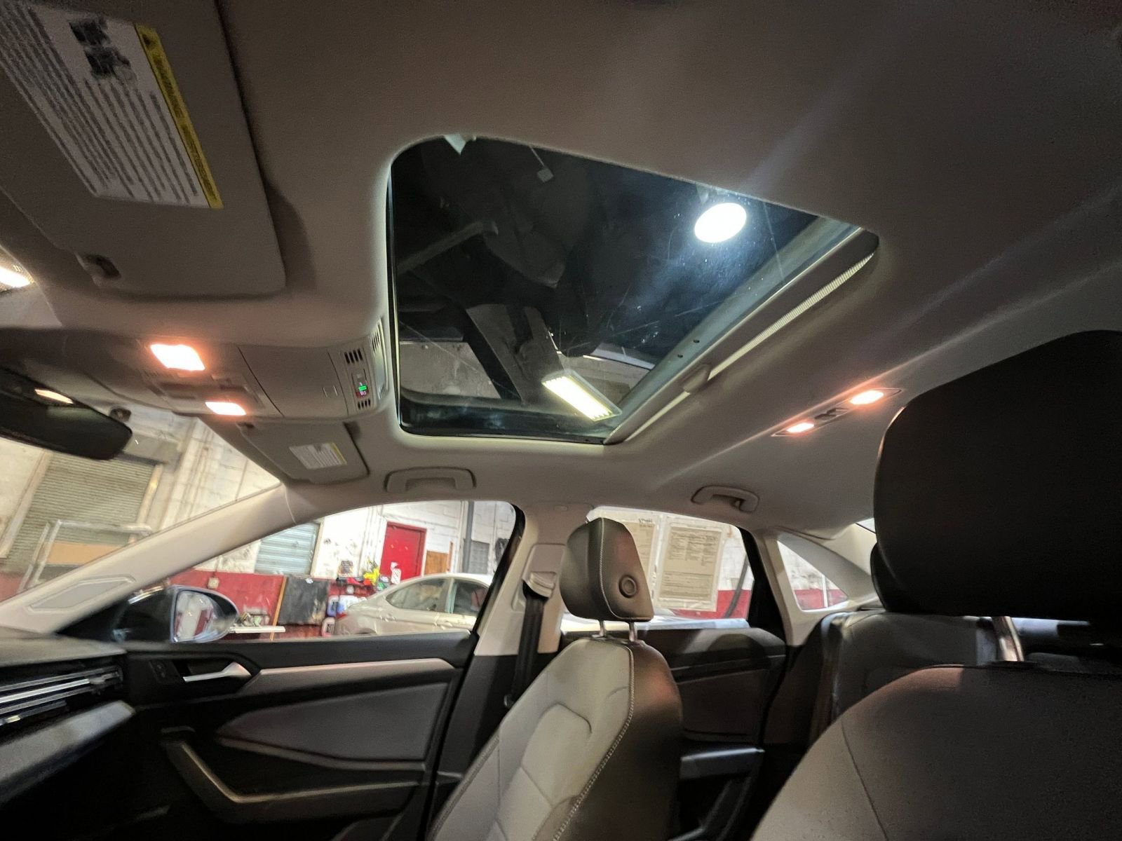 Thumbnail: 2025 Volkswagen Jetta - 28