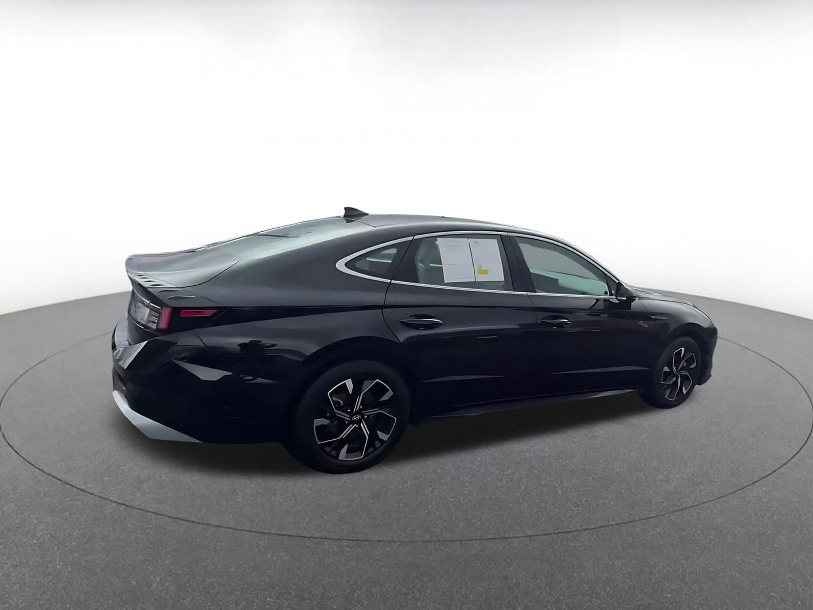 Thumbnail: 2025 Hyundai Sonata - 14