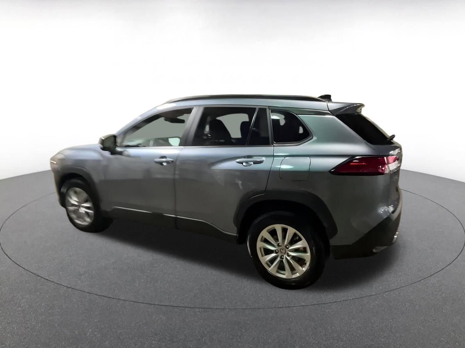 Thumbnail: 2025 Toyota Corolla Cross - 10