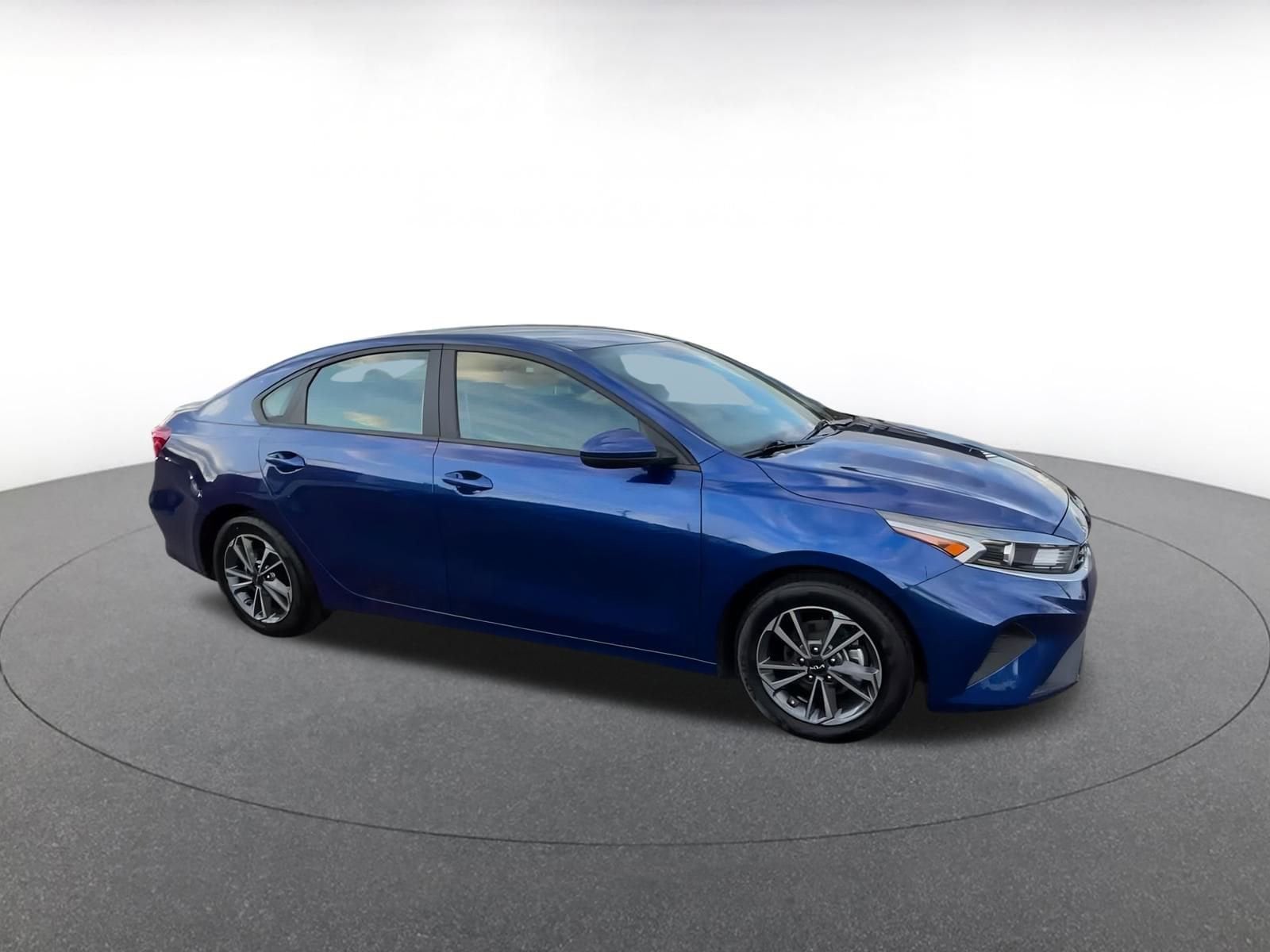 Thumbnail: 2024 Kia Forte - 2