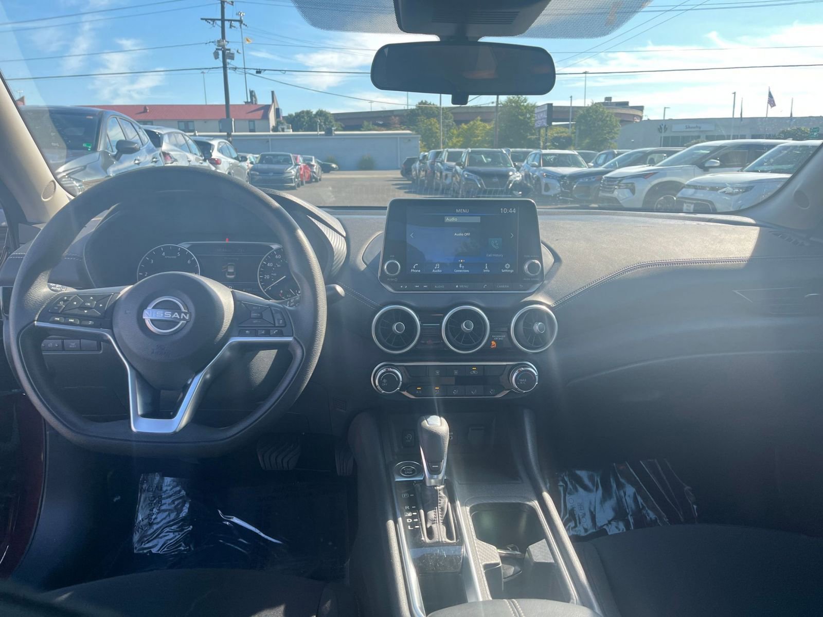 Thumbnail: 2024 Nissan Sentra - 32