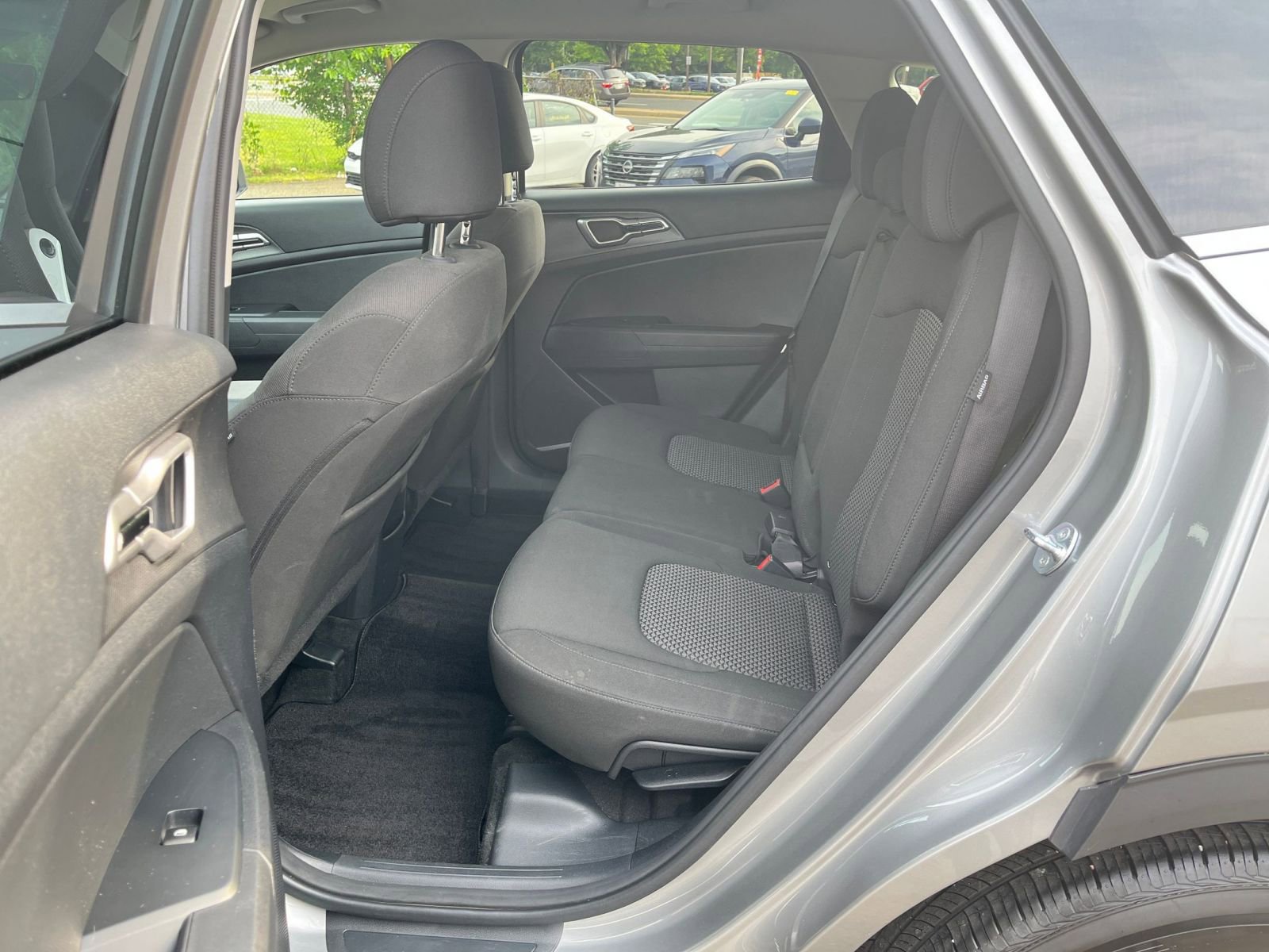 2024 Kia Sportage LX 34