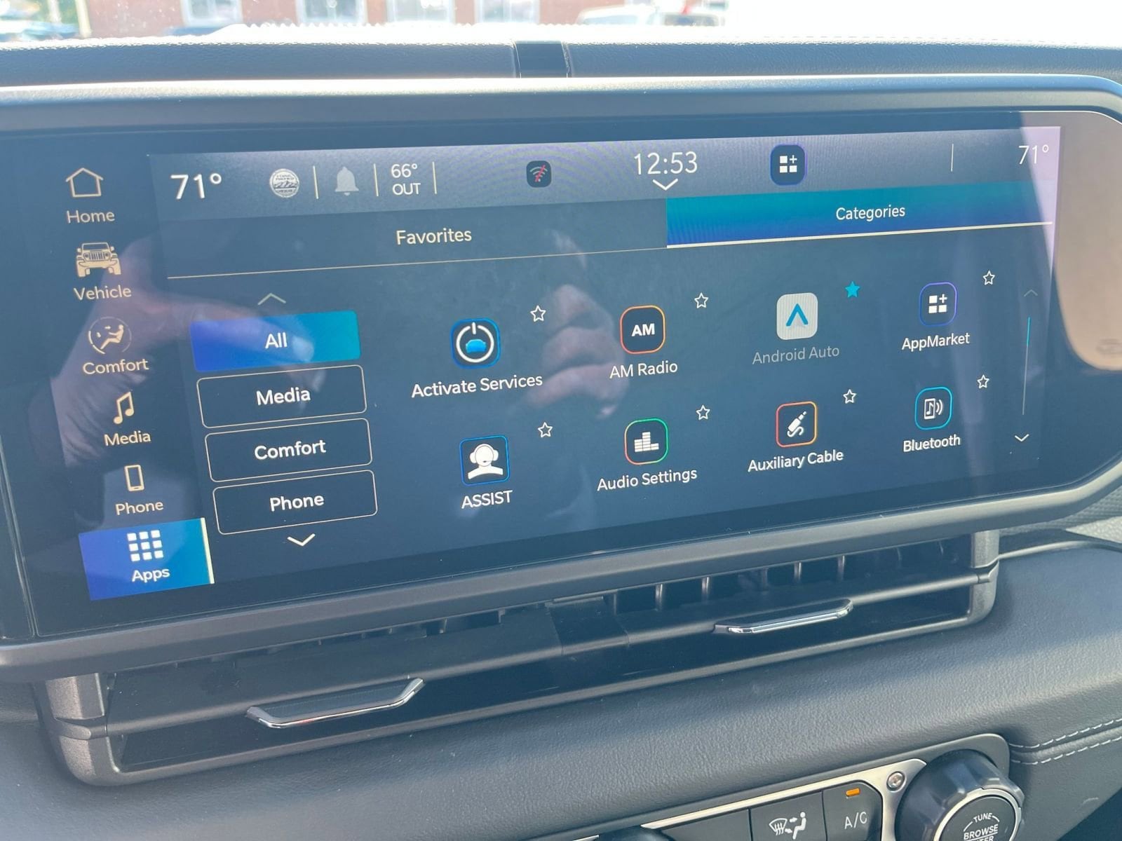 Thumbnail: 2025 Jeep Wrangler - 21