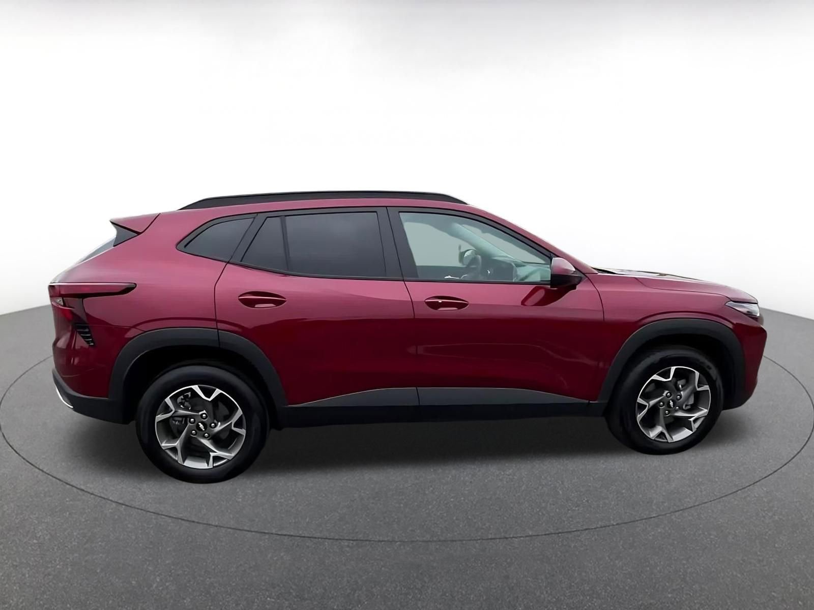 Thumbnail: 2025 Chevrolet Trax - 16
