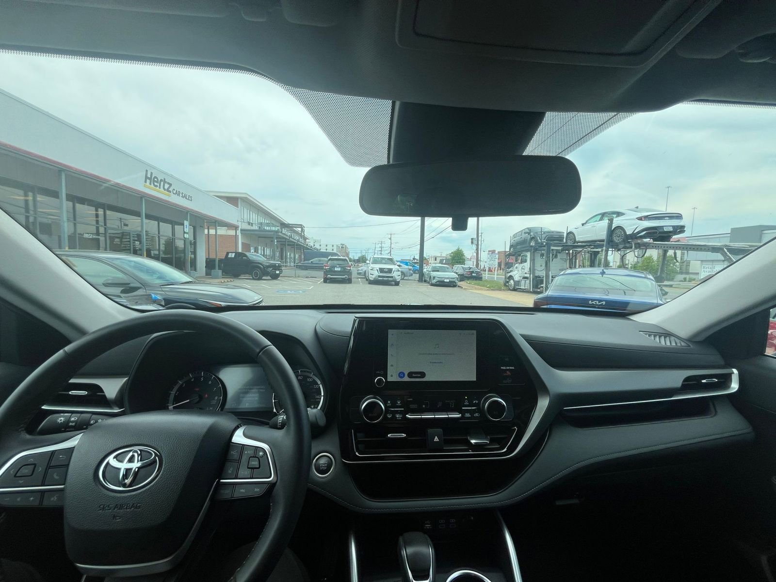 Thumbnail: 2025 Toyota Highlander - 35
