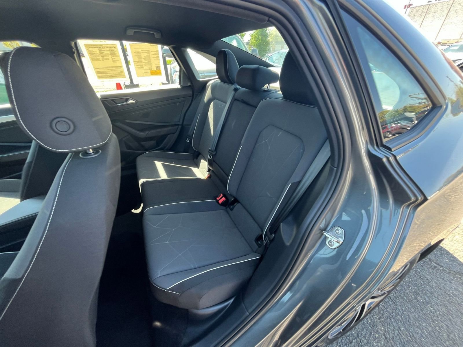 Thumbnail: 2025 Volkswagen Jetta - 35