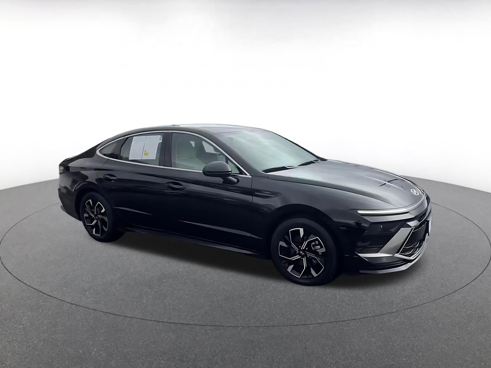 Thumbnail: 2025 Hyundai Sonata - 2