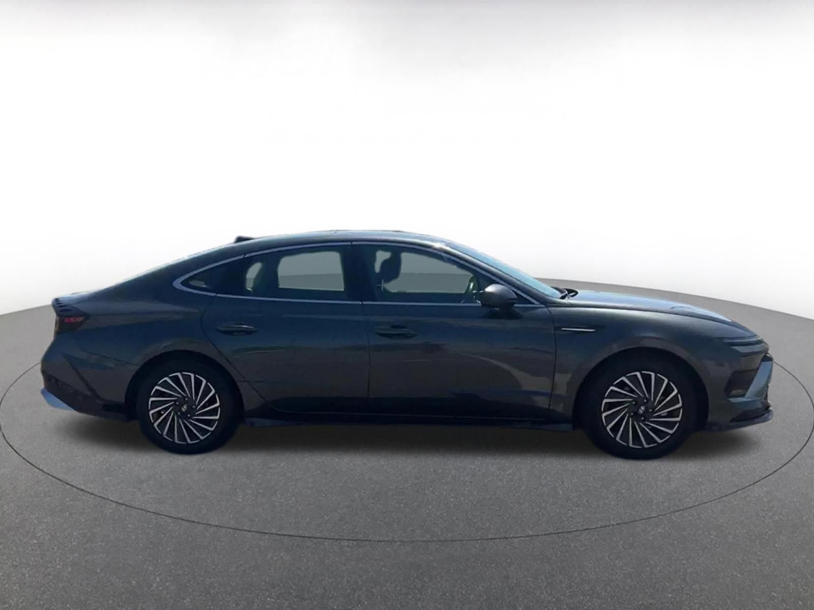 Thumbnail: 2025 Hyundai Sonata - 15