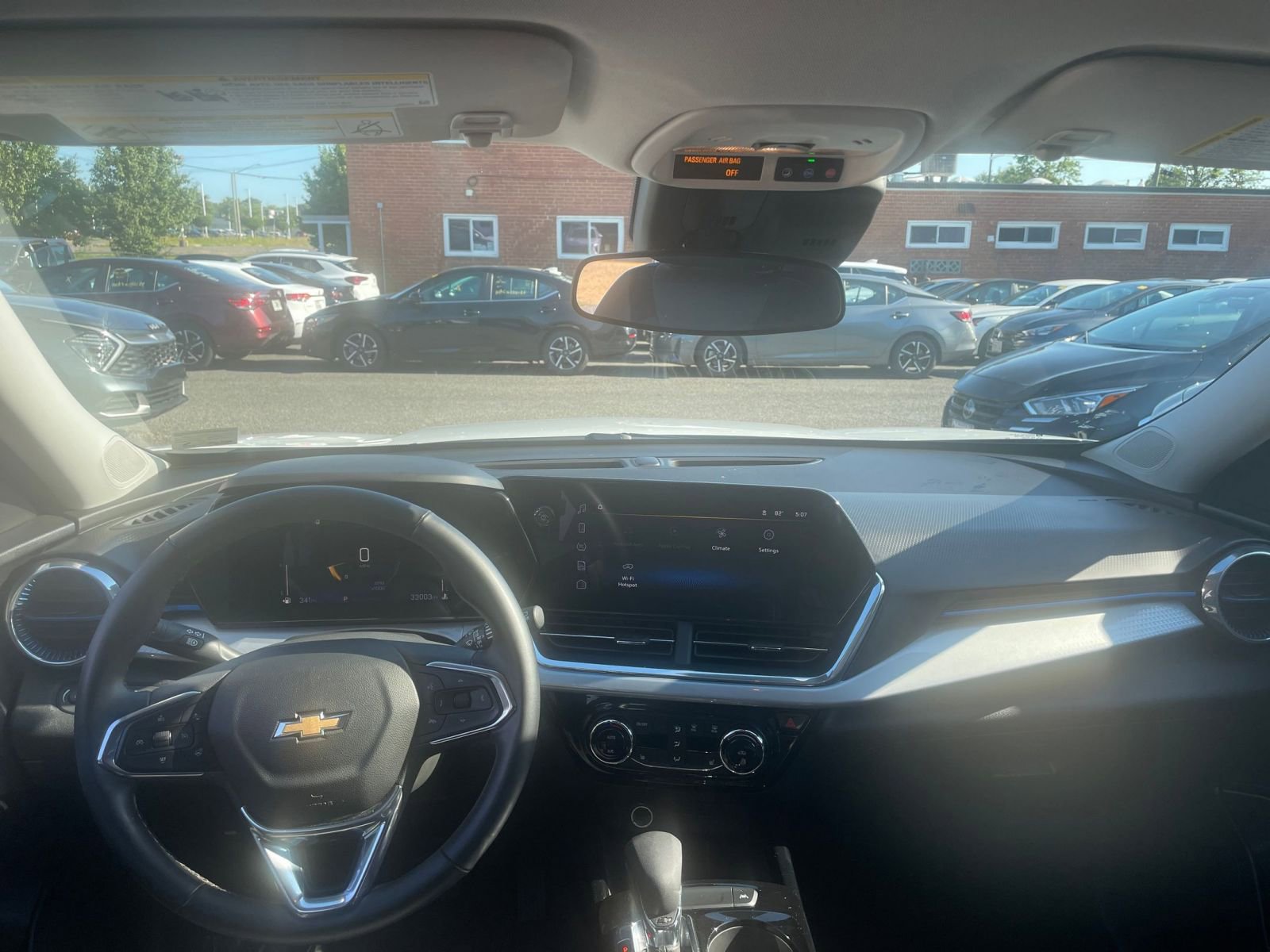 Thumbnail: 2024 Chevrolet Trax - 33