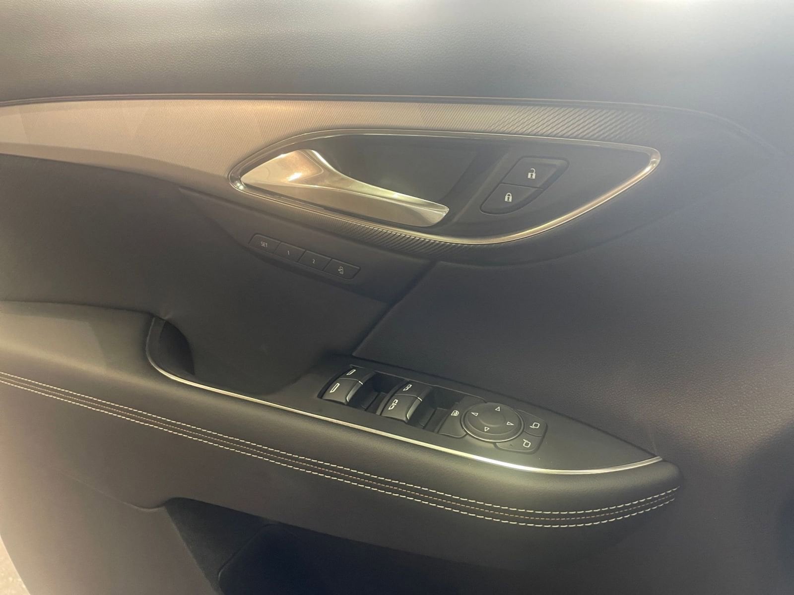 Thumbnail: 2024 Buick Envision - 20