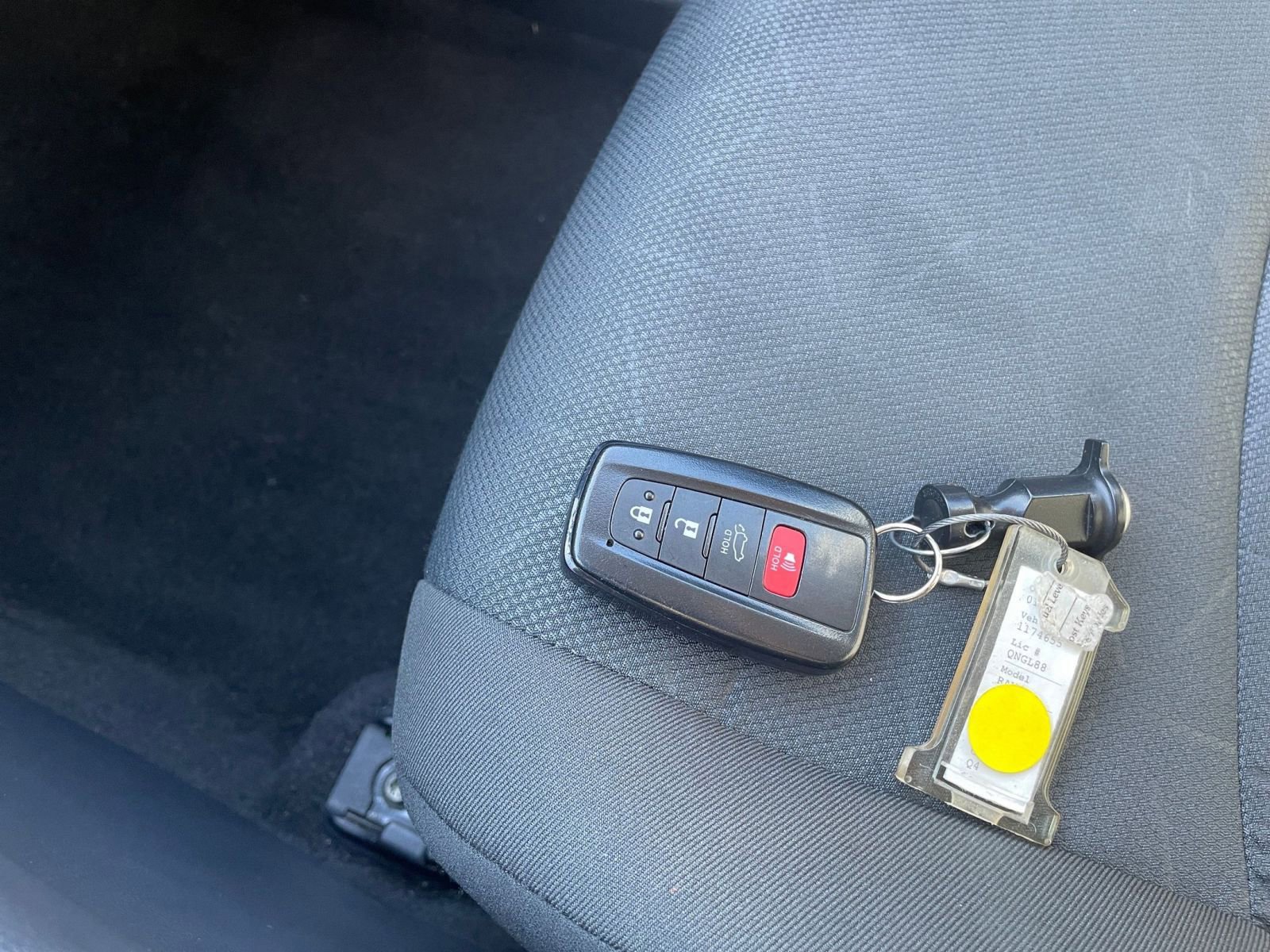 Thumbnail: 2025 Toyota RAV4 - 22