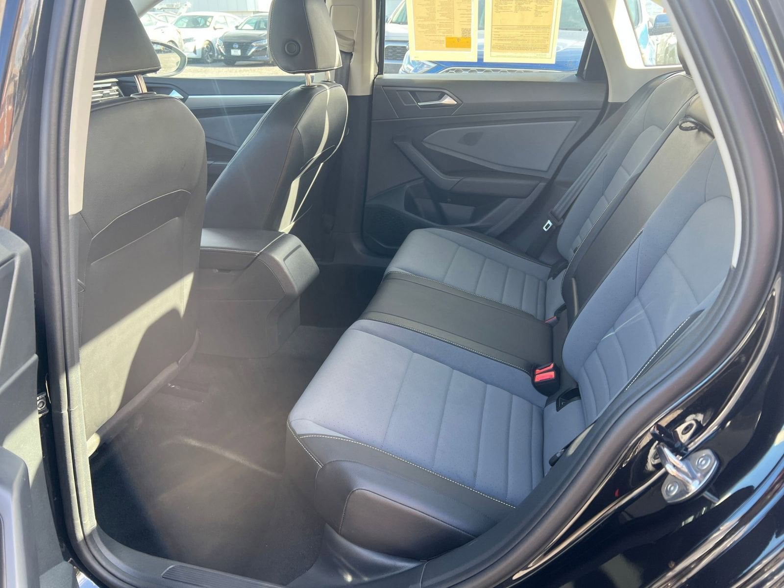 Thumbnail: 2025 Volkswagen Jetta - 24