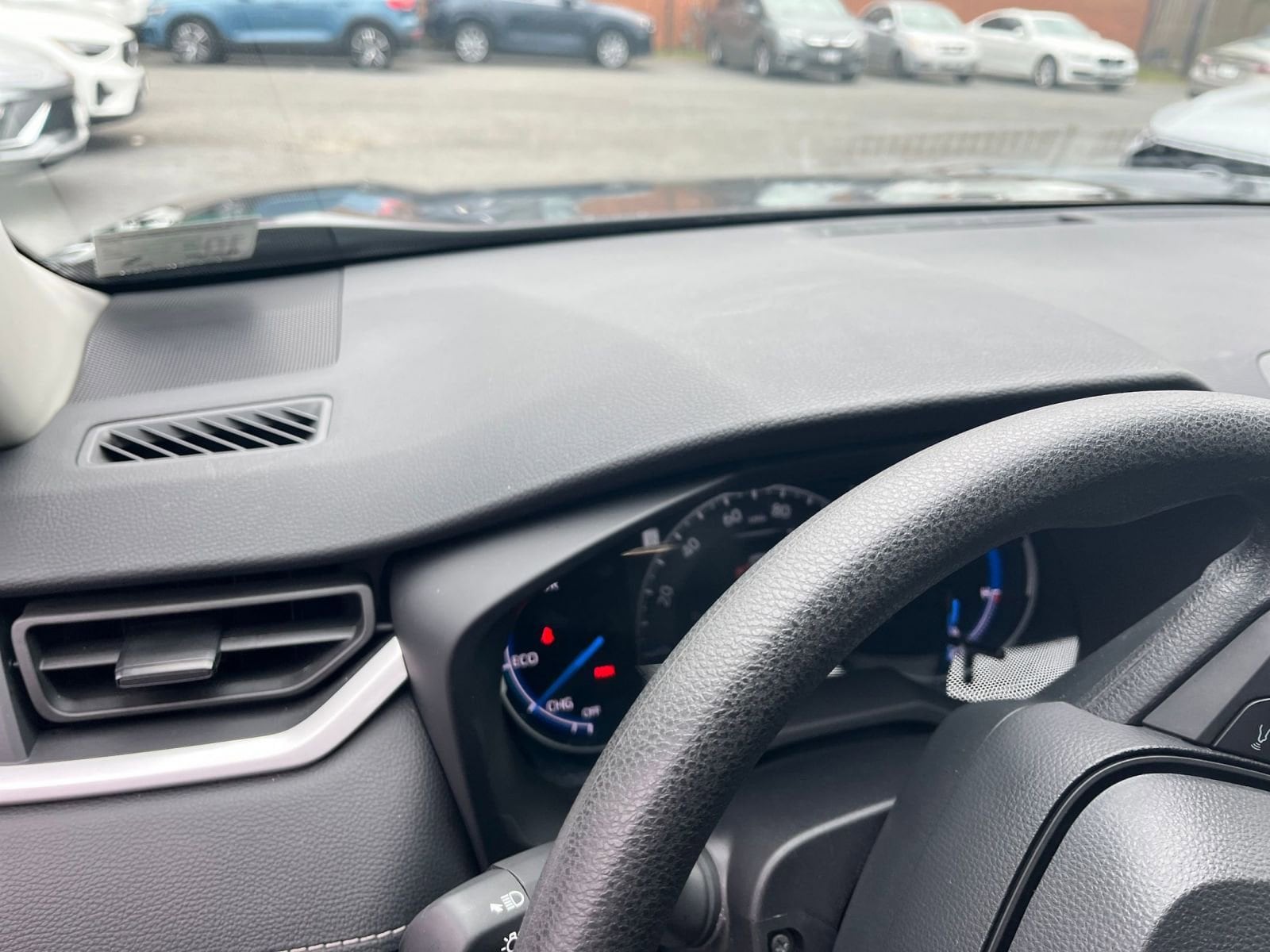 Thumbnail: 2025 Toyota RAV4 - 34