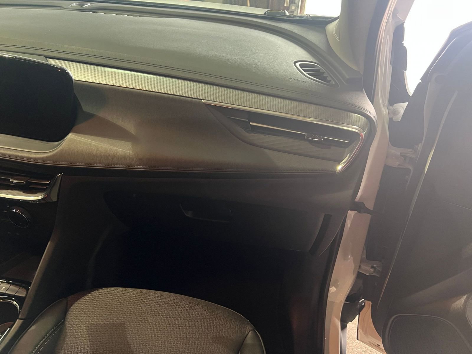 Thumbnail: 2025 Buick Encore GX - 35