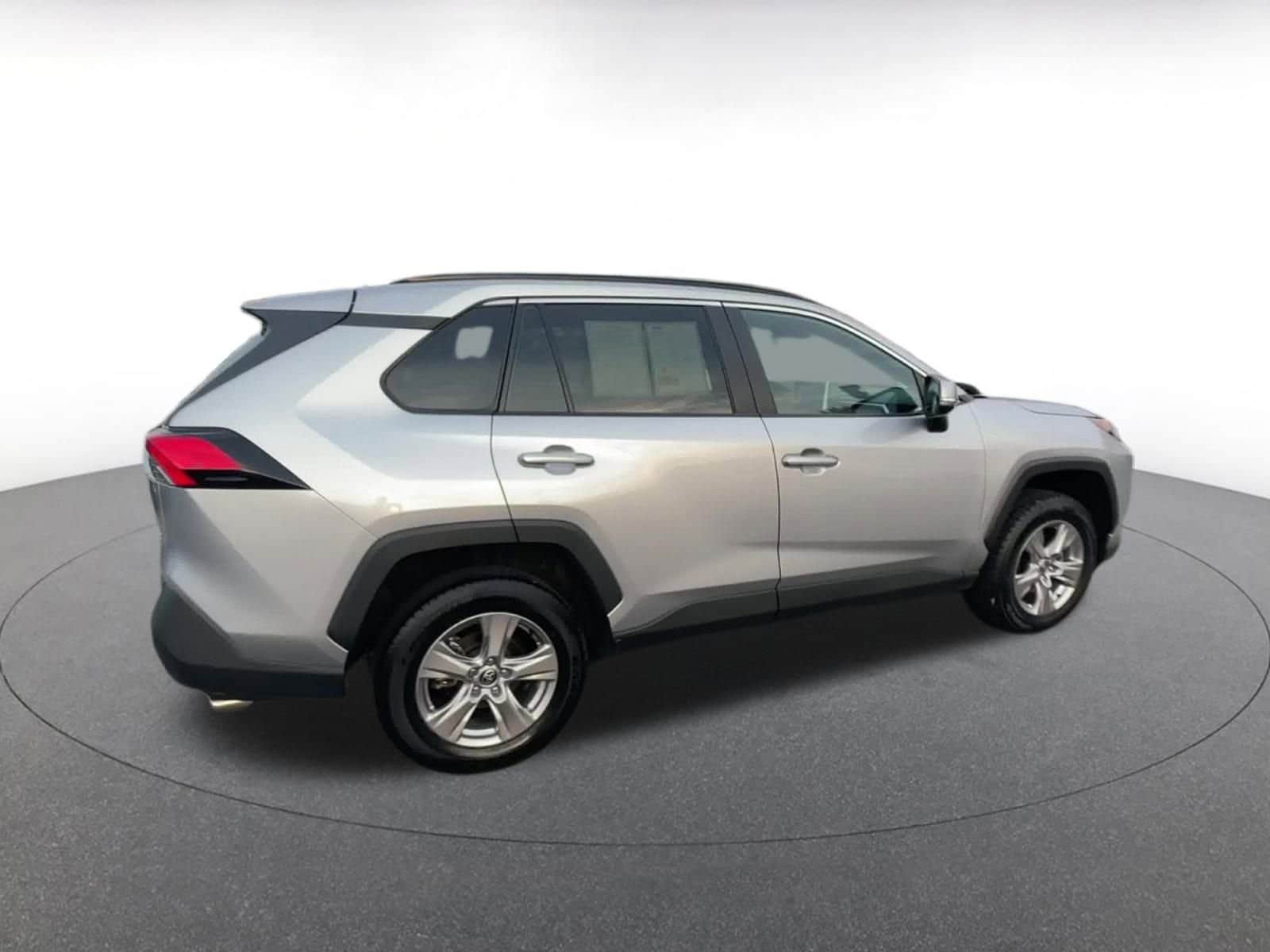 Thumbnail: 2024 Toyota RAV4 - 15