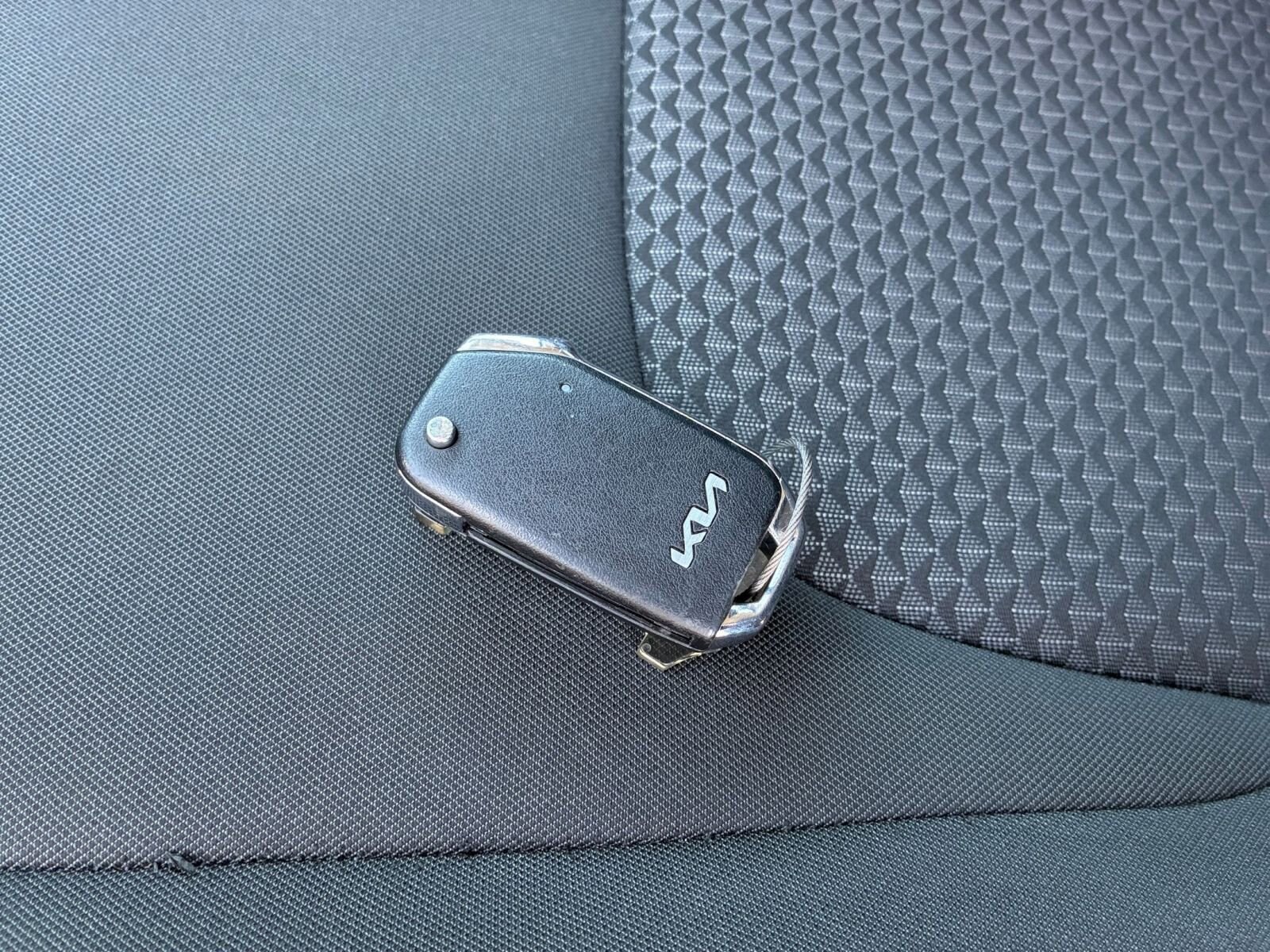 Thumbnail: 2025 Kia Sportage - 21