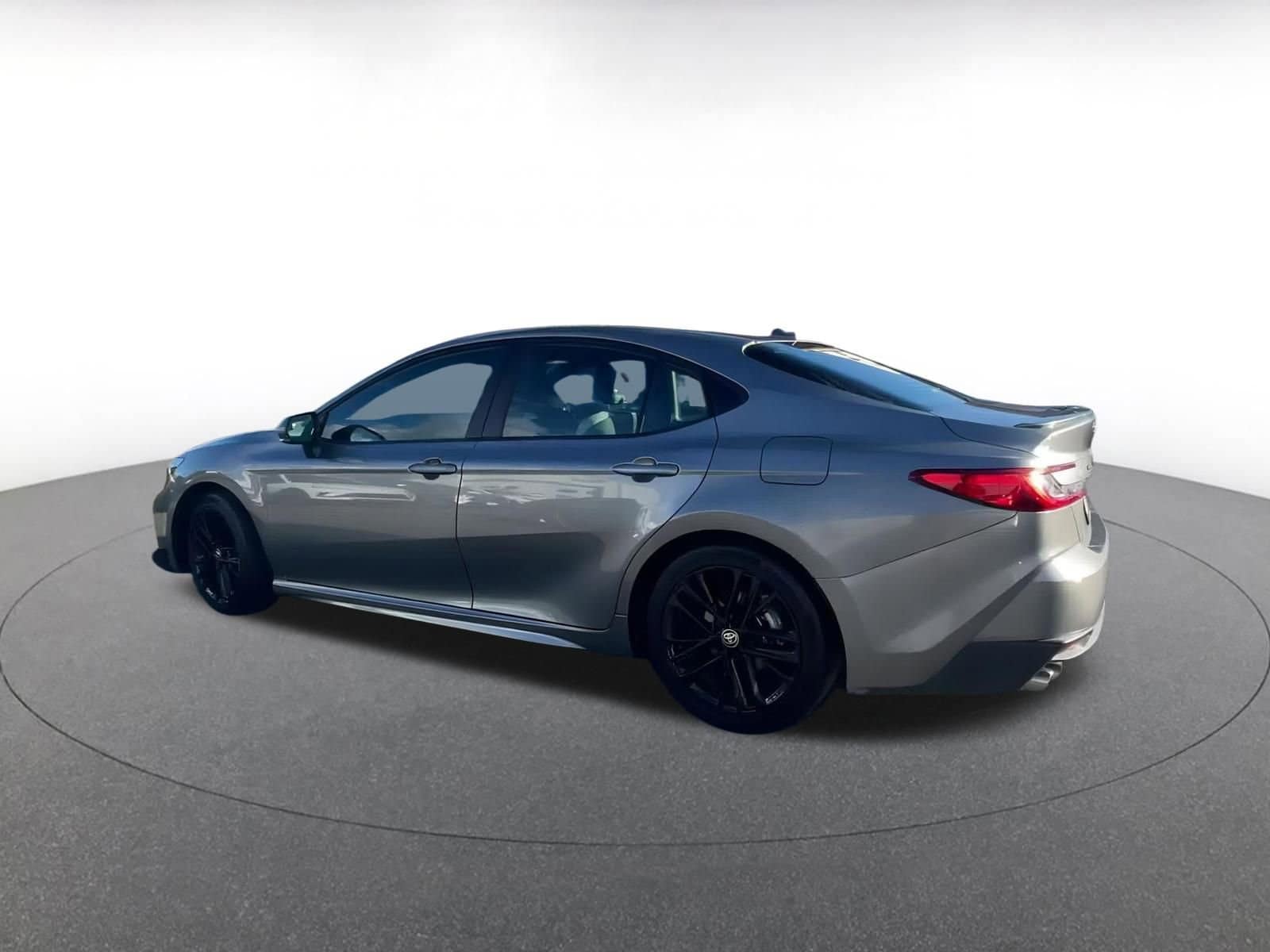 Thumbnail: 2025 Toyota Camry - 9