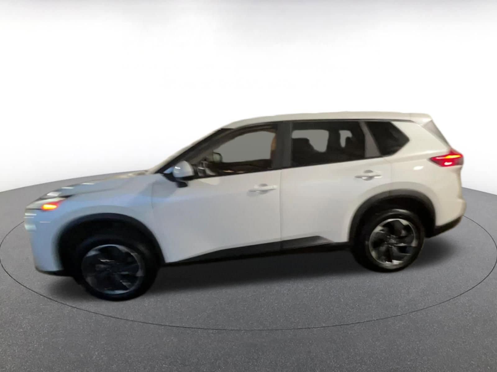 Thumbnail: 2024 Nissan Rogue - 9