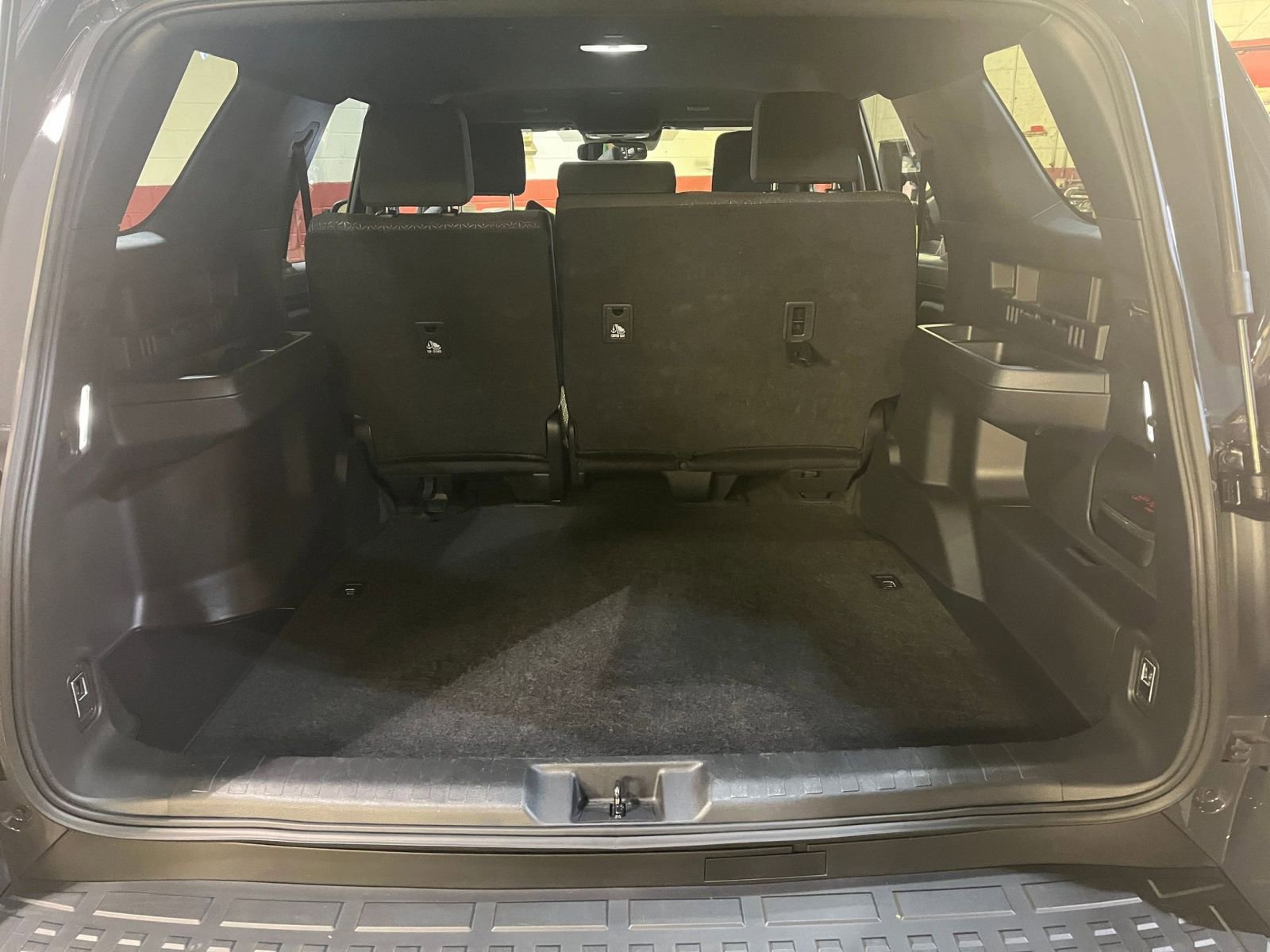 Thumbnail: 2025 Toyota 4Runner - 30