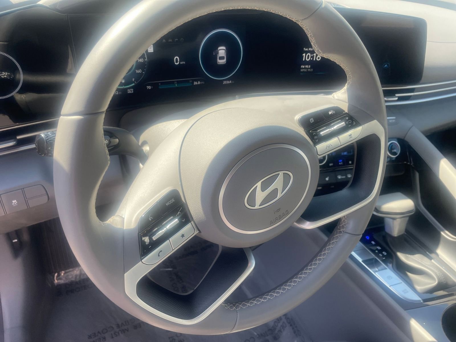 Thumbnail: 2025 Hyundai Elantra - 30