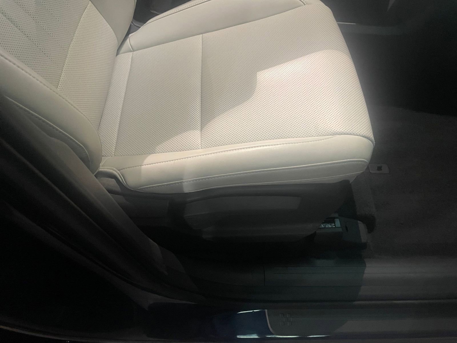 Thumbnail: 2025 Hyundai Santa Fe - 27