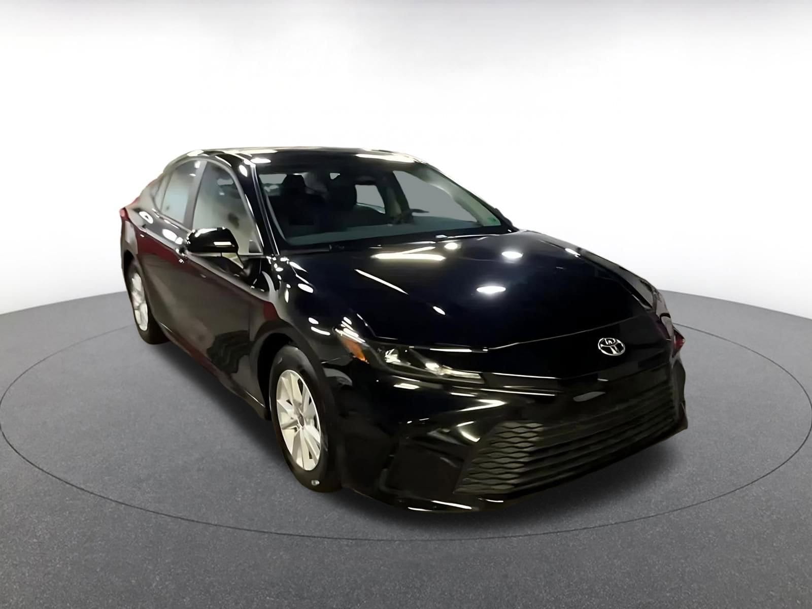Thumbnail: 2025 Toyota Camry - 3