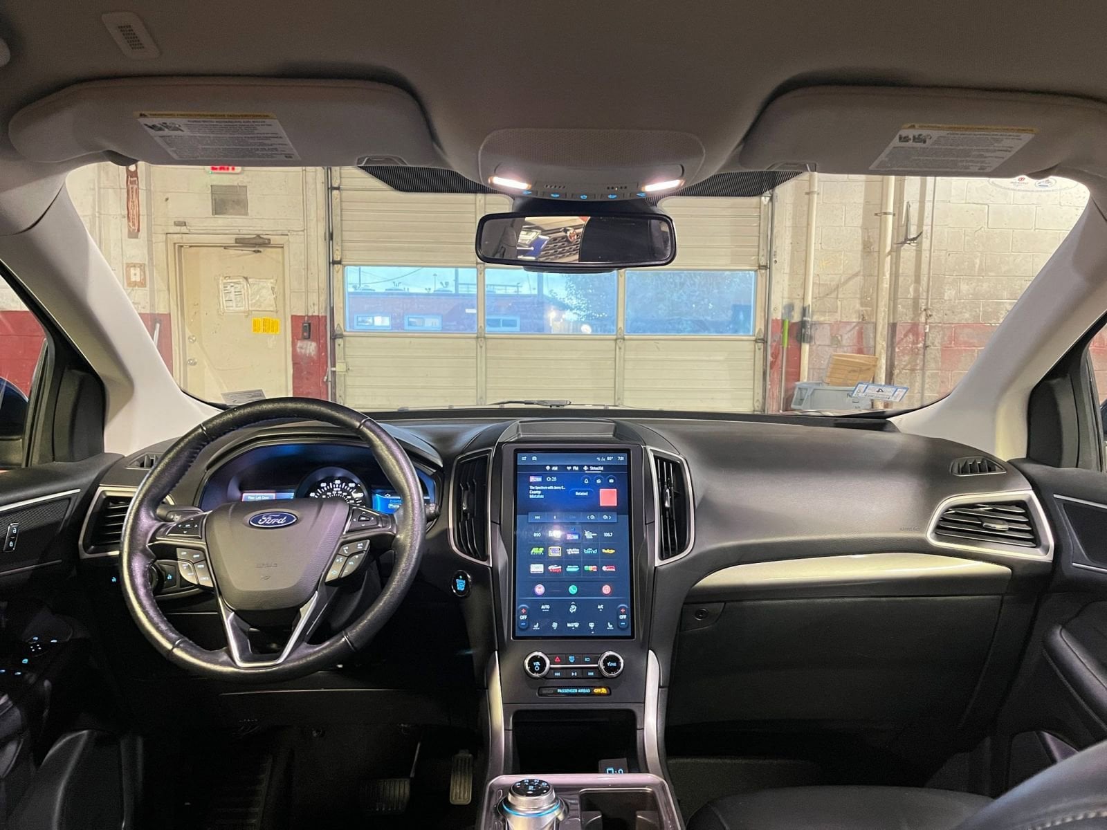 Thumbnail: 2023 Ford Edge - 34