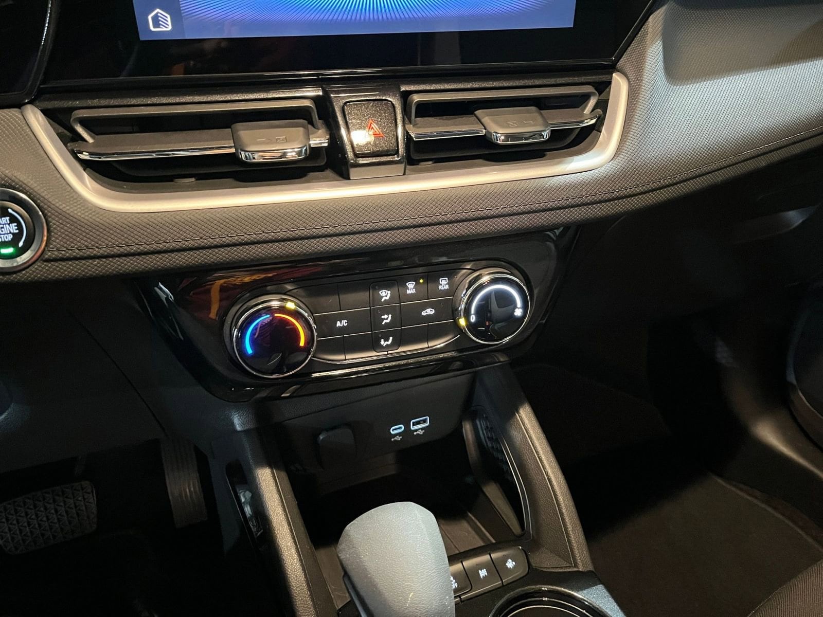 Thumbnail: 2025 Chevrolet TrailBlazer - 18