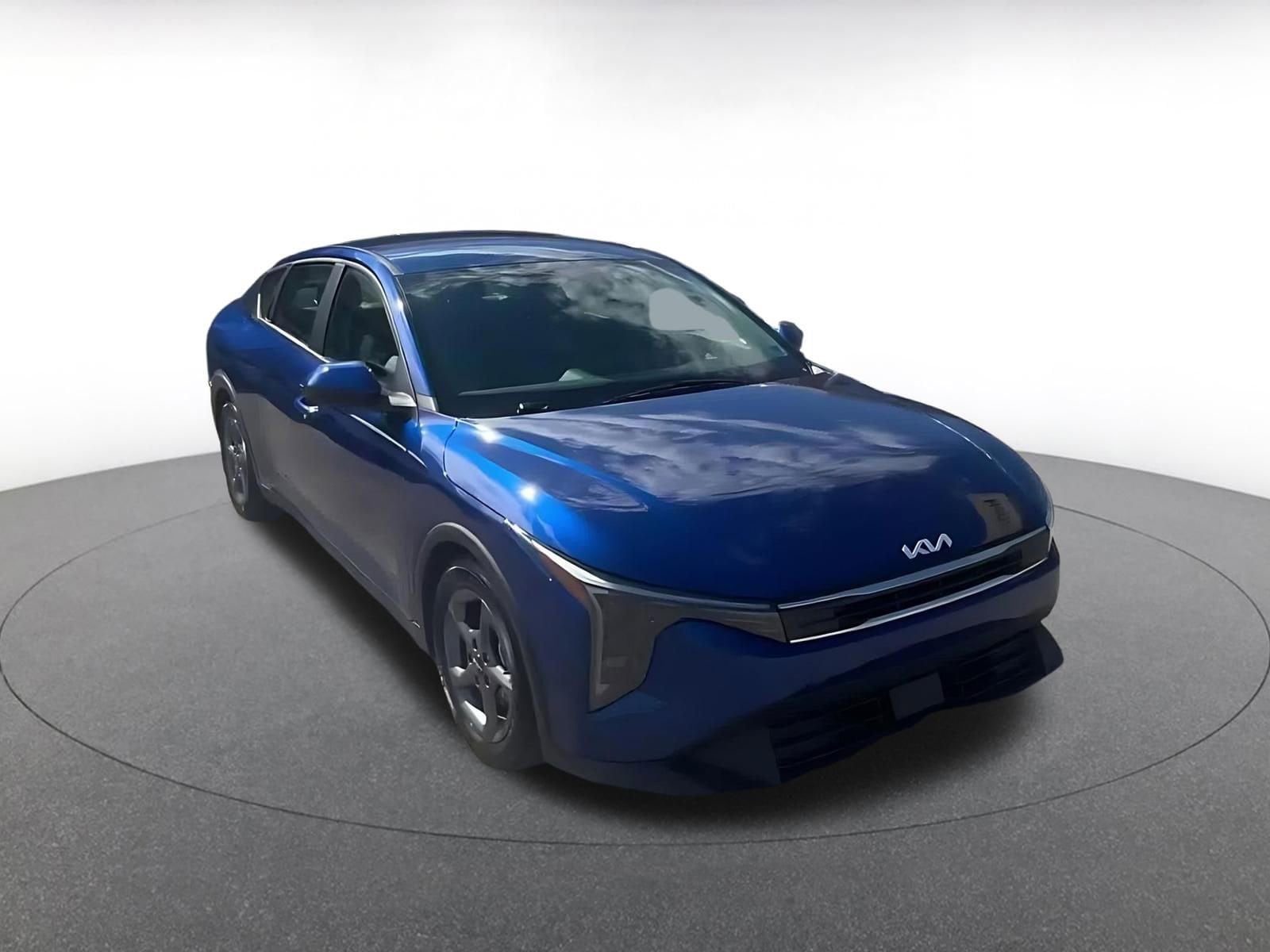 Thumbnail: 2025 Kia K4 - 3