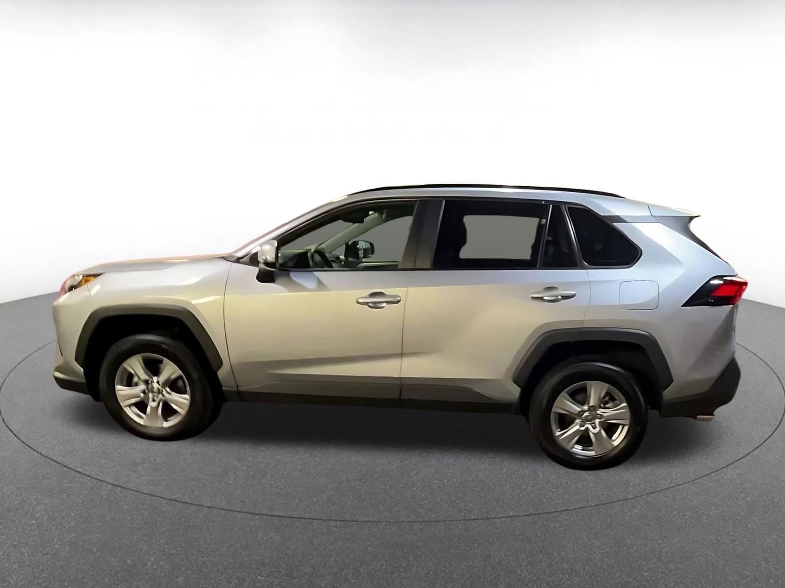 Thumbnail: 2025 Toyota RAV4 - 9