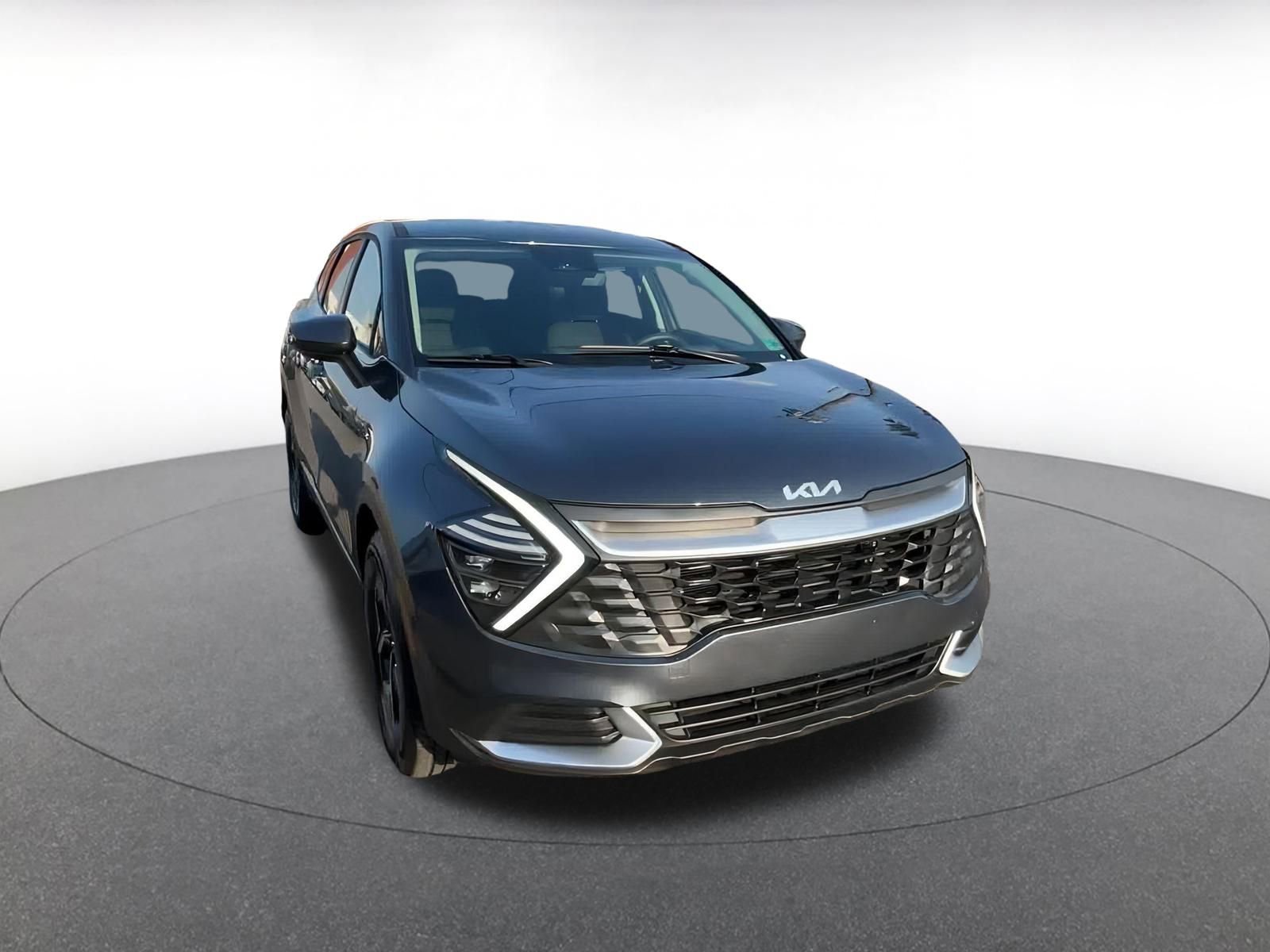 Thumbnail: 2024 Kia Sportage - 3