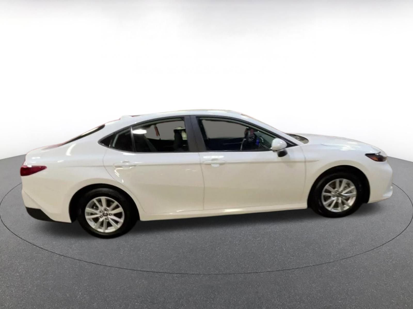 Thumbnail: 2025 Toyota Camry - 15