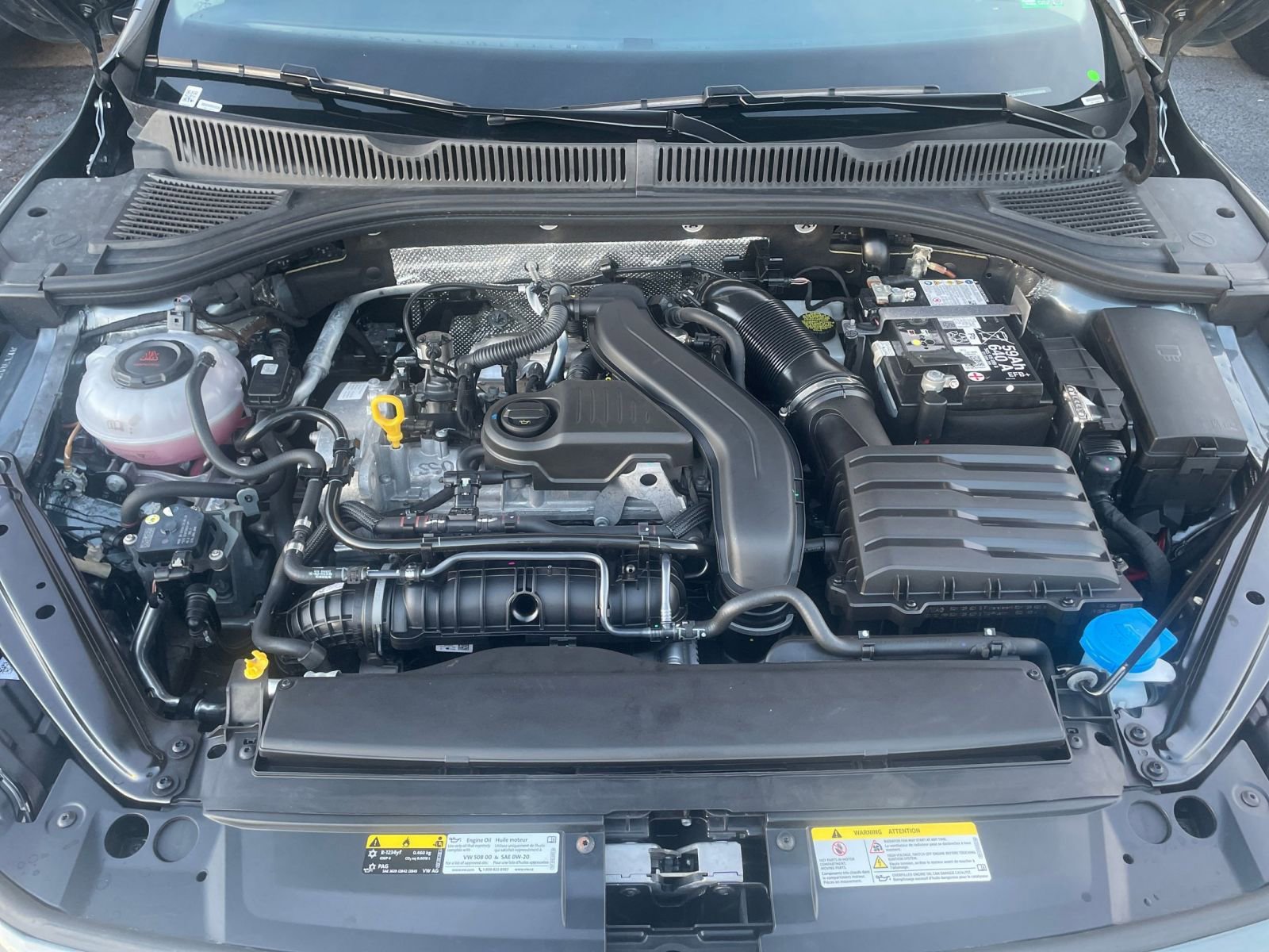 Thumbnail: 2025 Volkswagen Jetta - 32