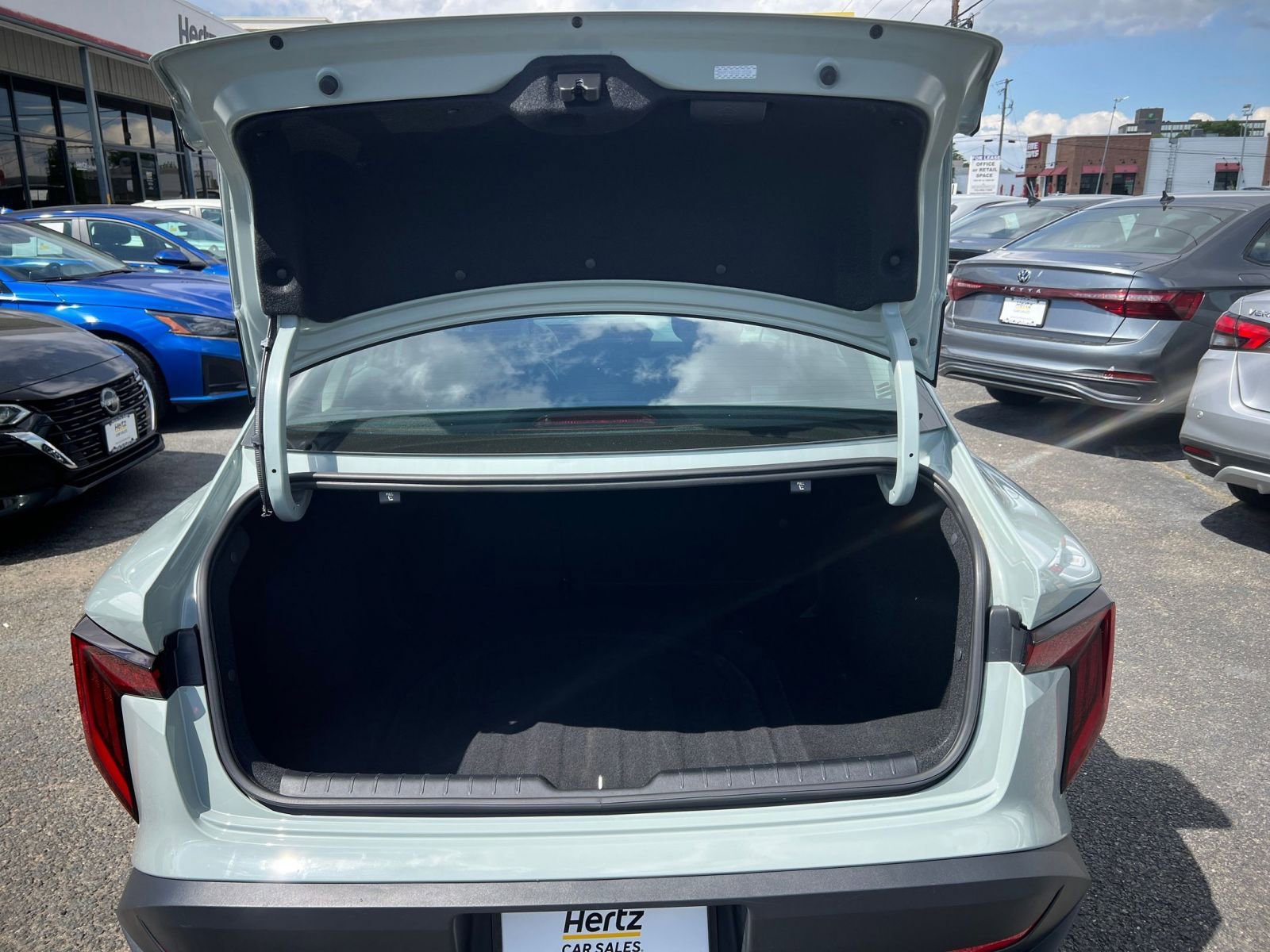 Thumbnail: 2025 Kia K4 - 31