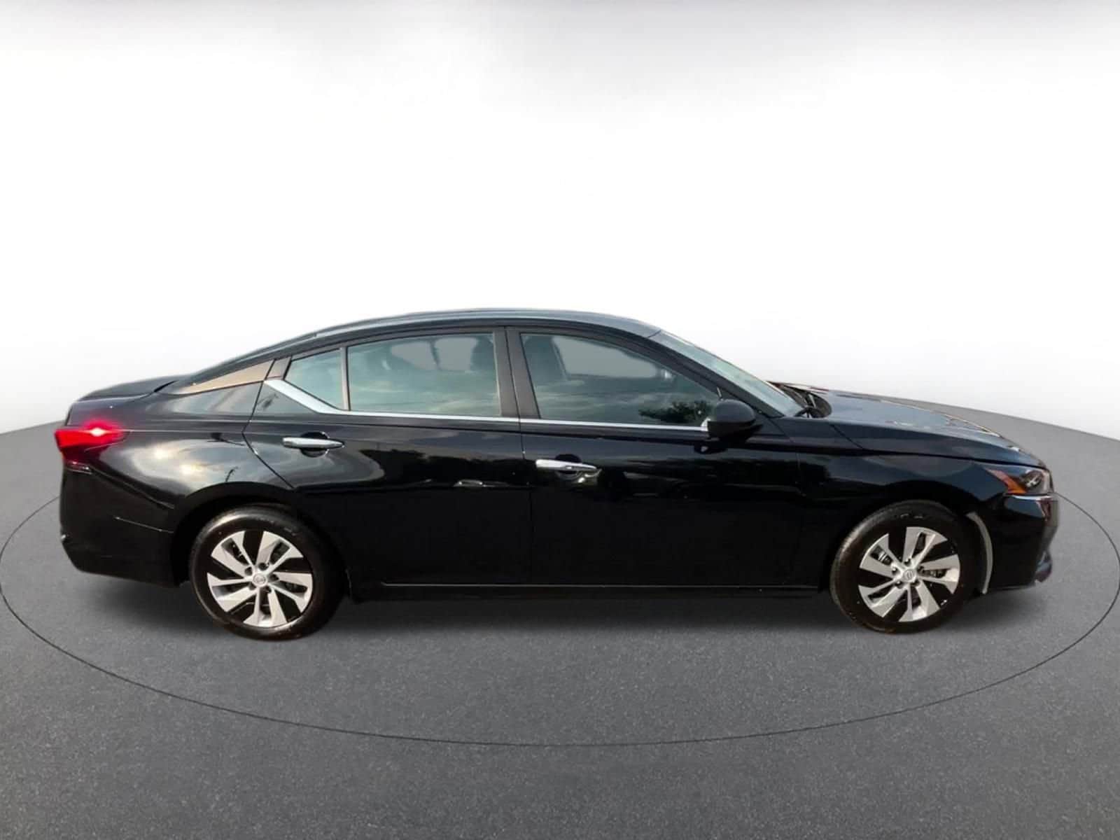Thumbnail: 2024 Nissan Altima - 15