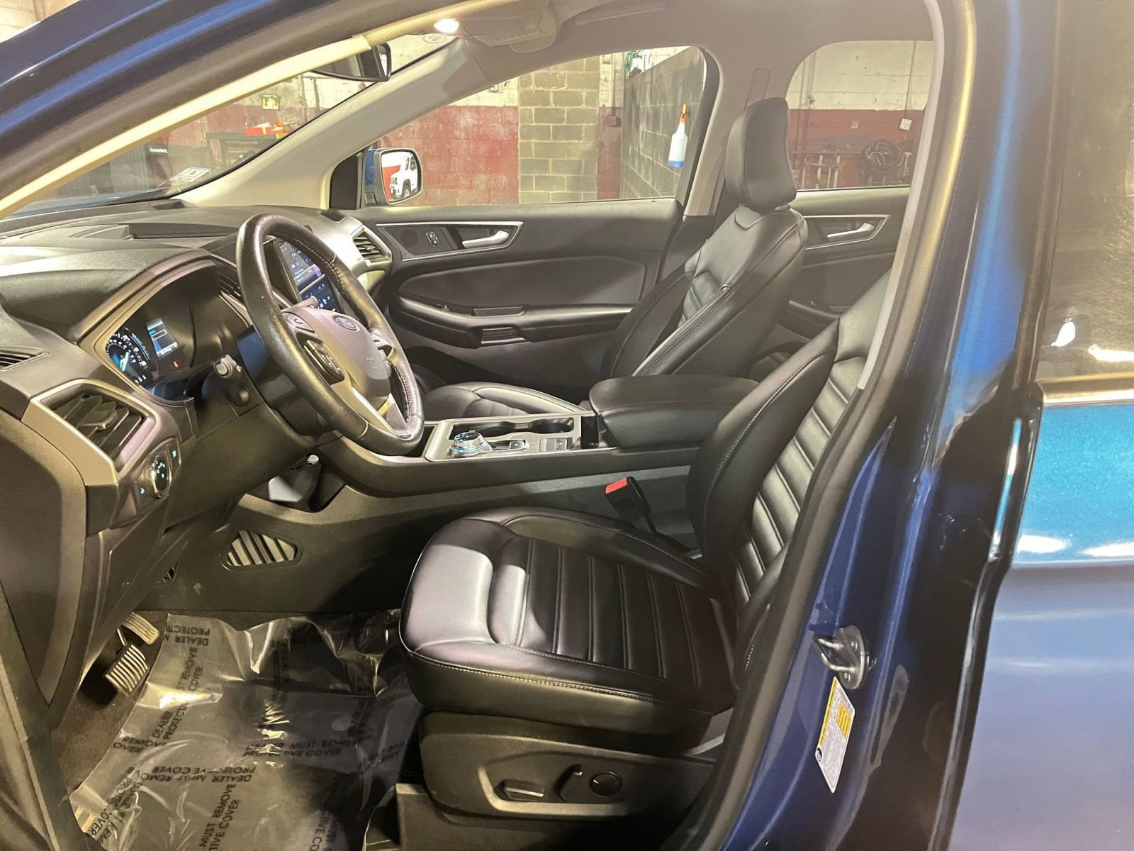 Thumbnail: 2023 Ford Edge - 28