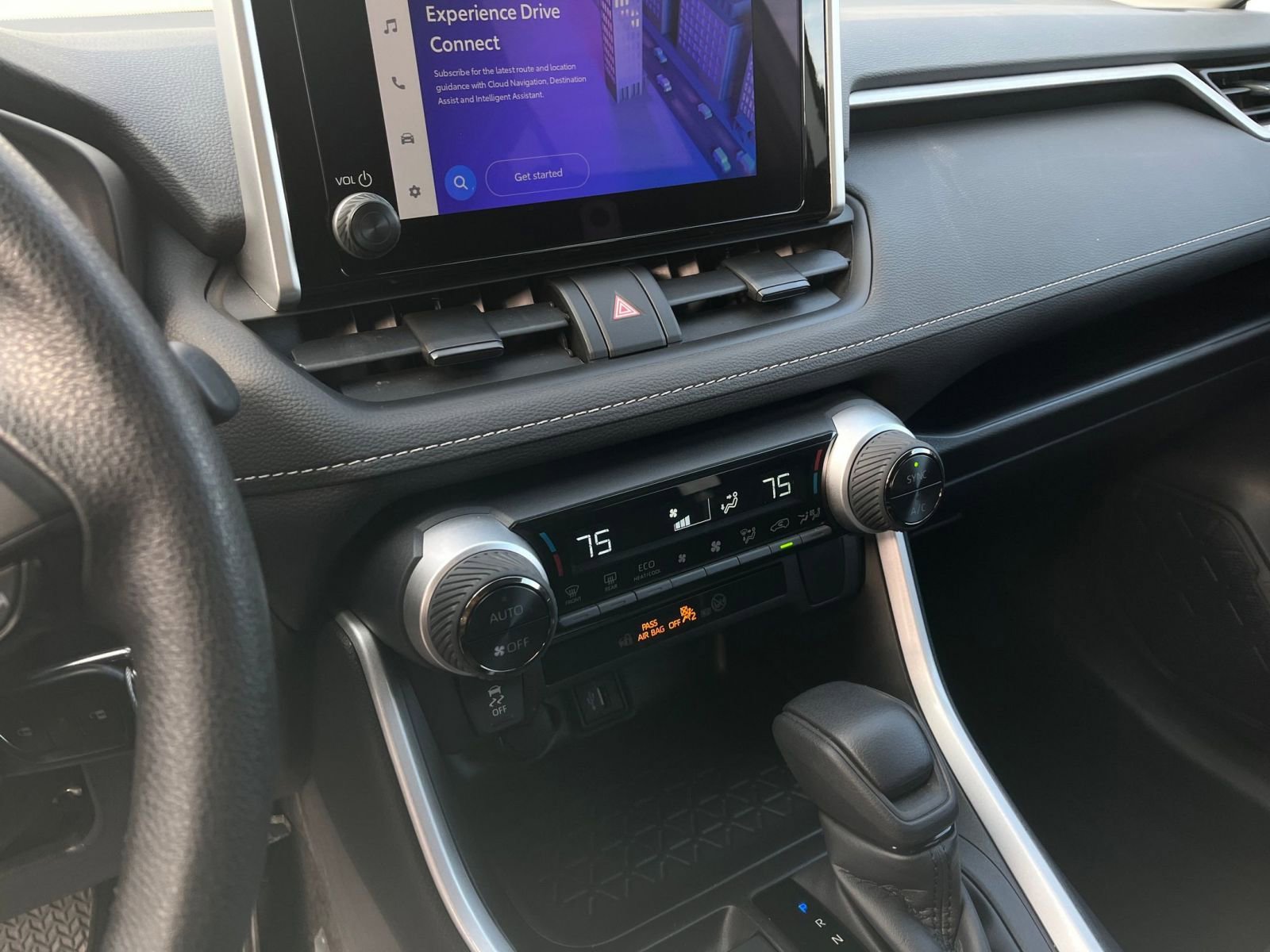 Thumbnail: 2025 Toyota RAV4 - 18