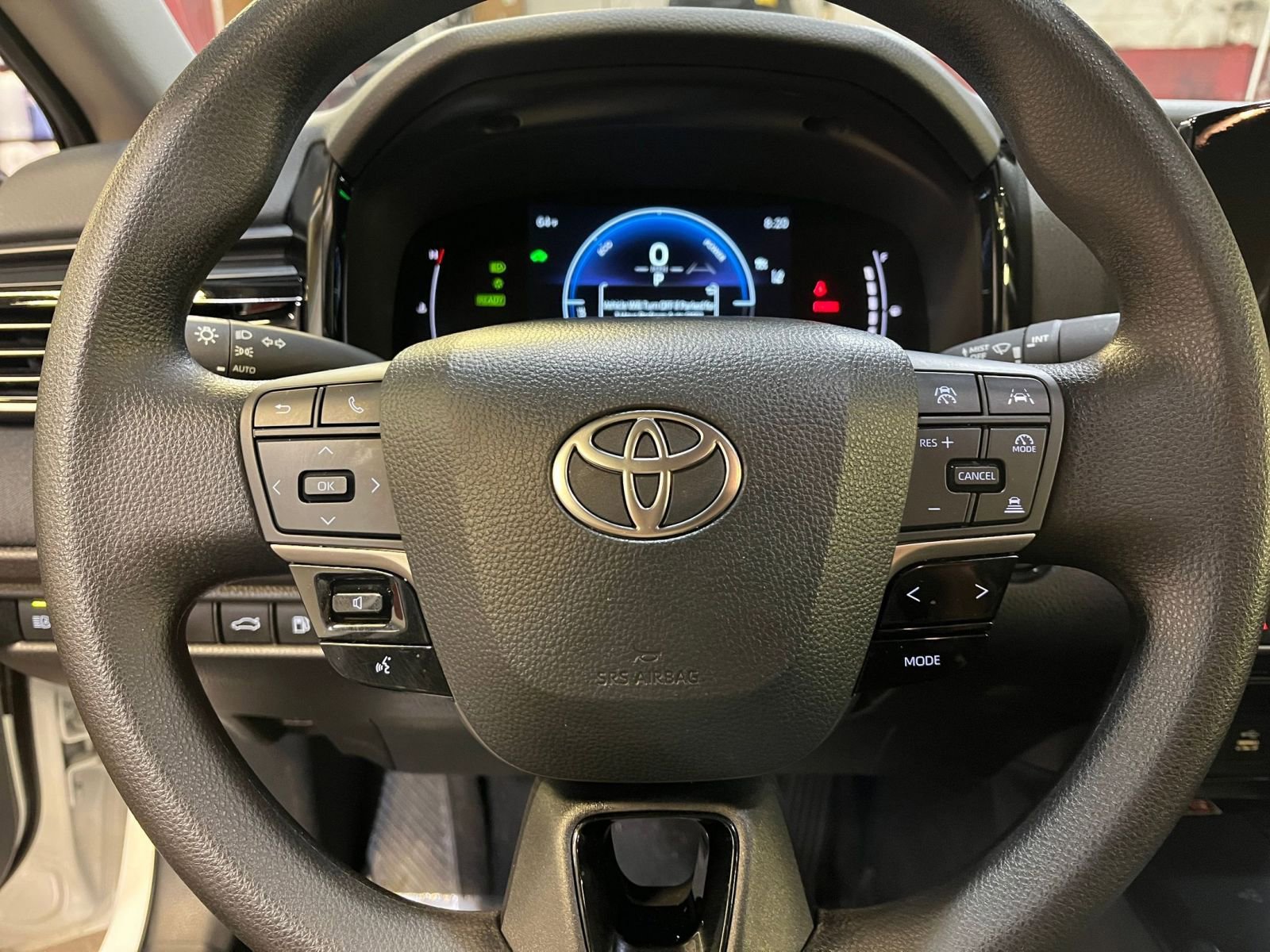 Thumbnail: 2025 Toyota Camry - 27