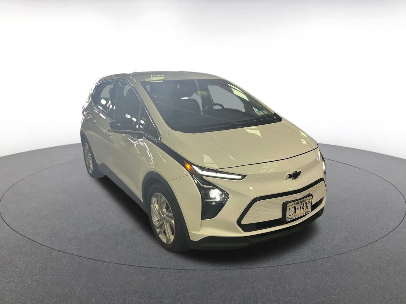 Thumbnail: 2023 Chevrolet Bolt EV - 1