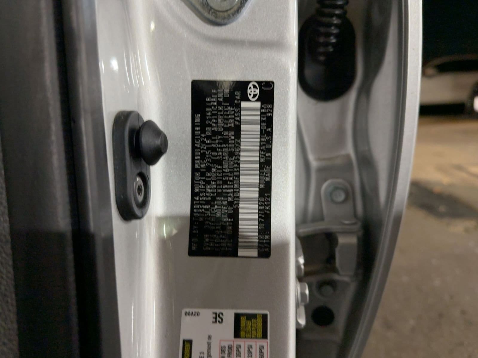 Thumbnail: 2025 Toyota Corolla - 9