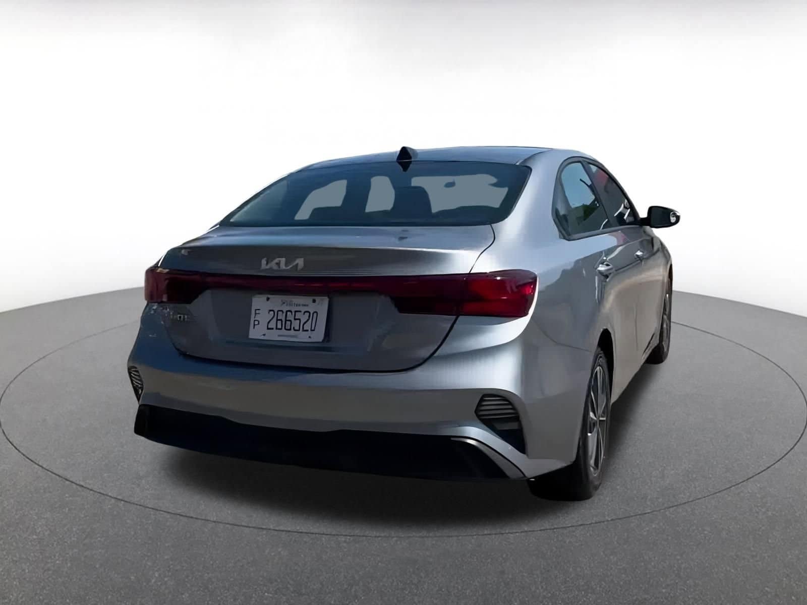 Thumbnail: 2024 Kia Forte - 4