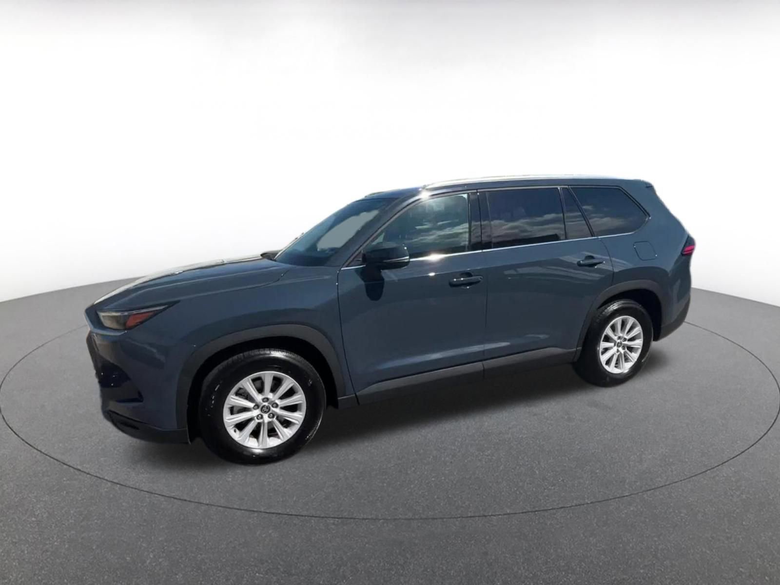 Thumbnail: 2025 Toyota Grand Highlander - 8