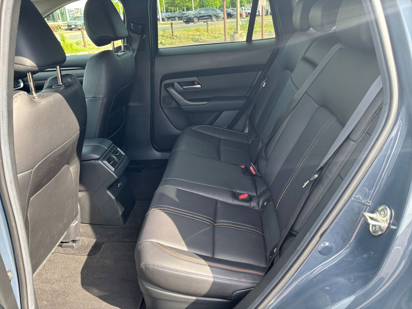 Thumbnail: 2025 Mazda CX-50 - 25