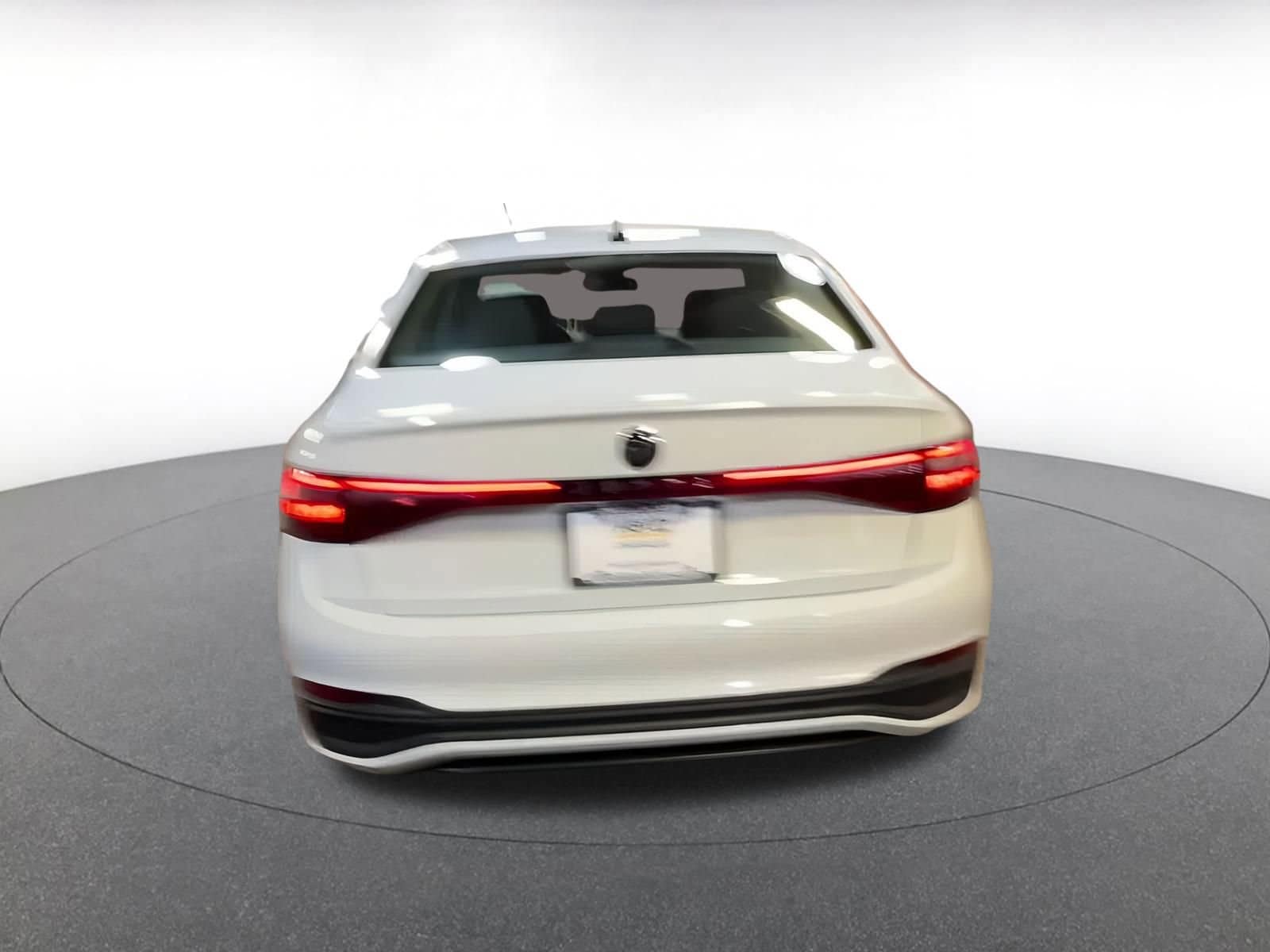 Thumbnail: 2025 Volkswagen Jetta - 12