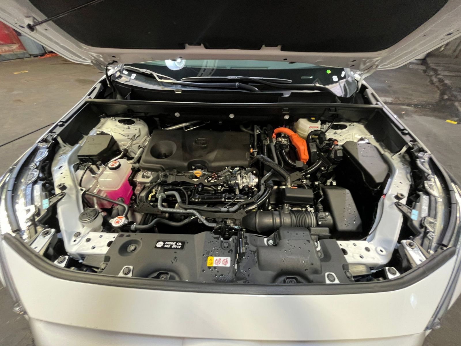 Thumbnail: 2025 Toyota RAV4 - 32