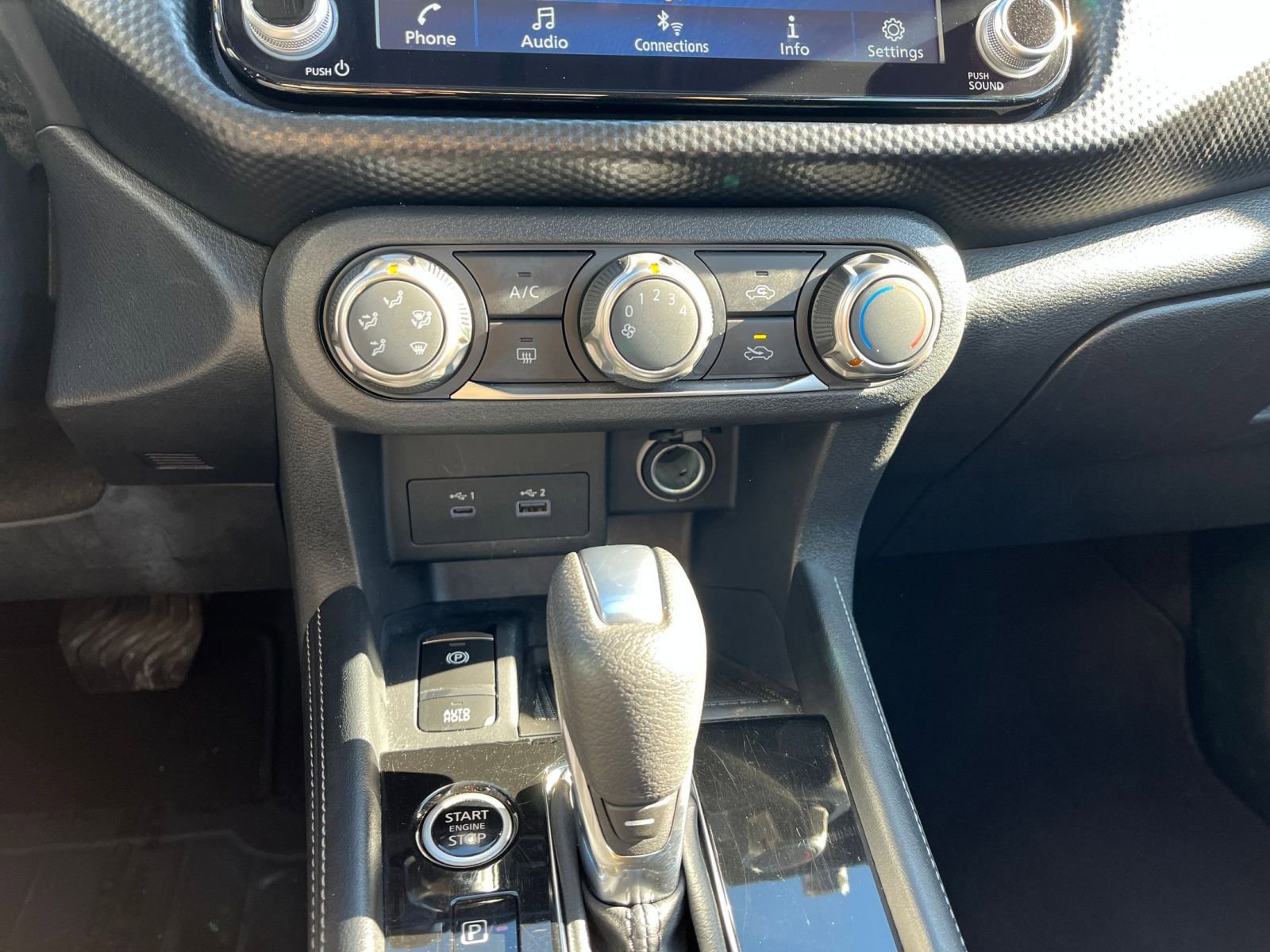 Thumbnail: 2024 Nissan Kicks - 18