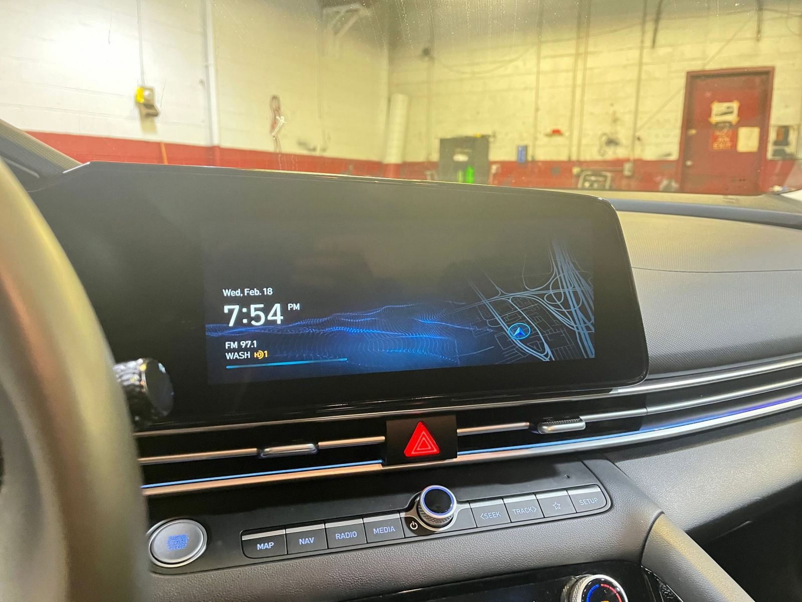 Thumbnail: 2025 Hyundai Elantra - 21